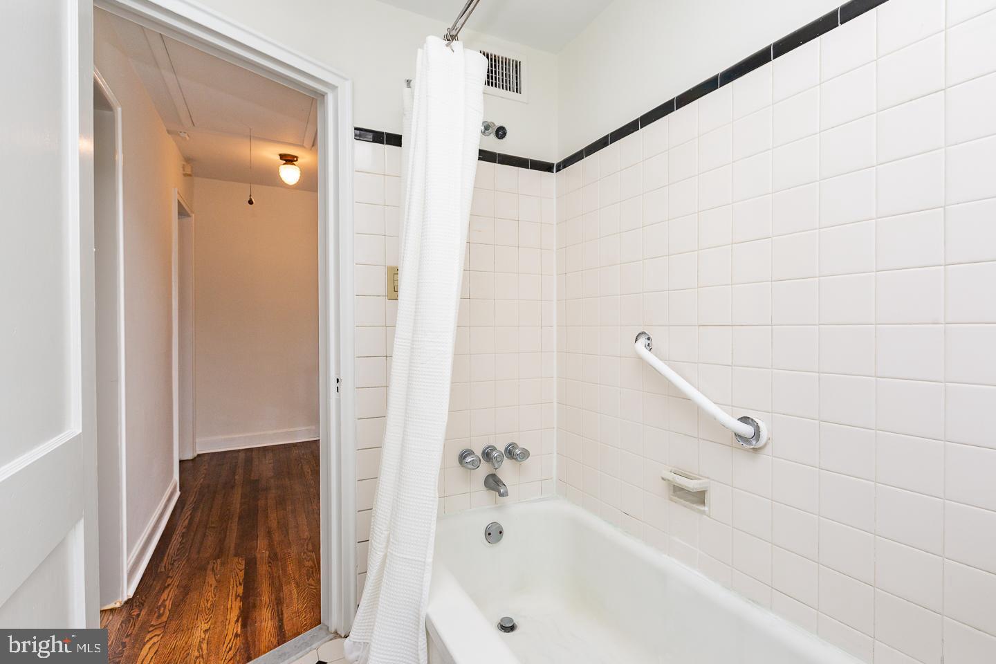 DREXEL PARK GARDEN - Residential