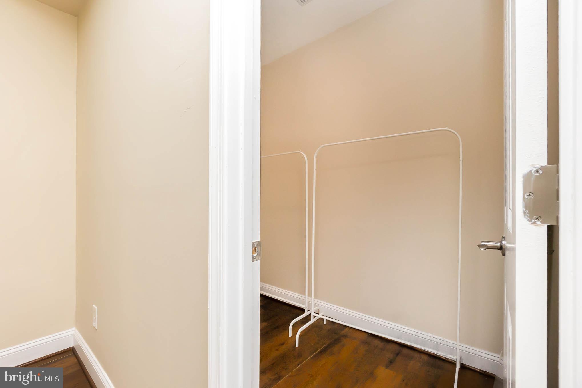 BARRE CIRCLE HISTORIC DISTRICT - Residential Lease