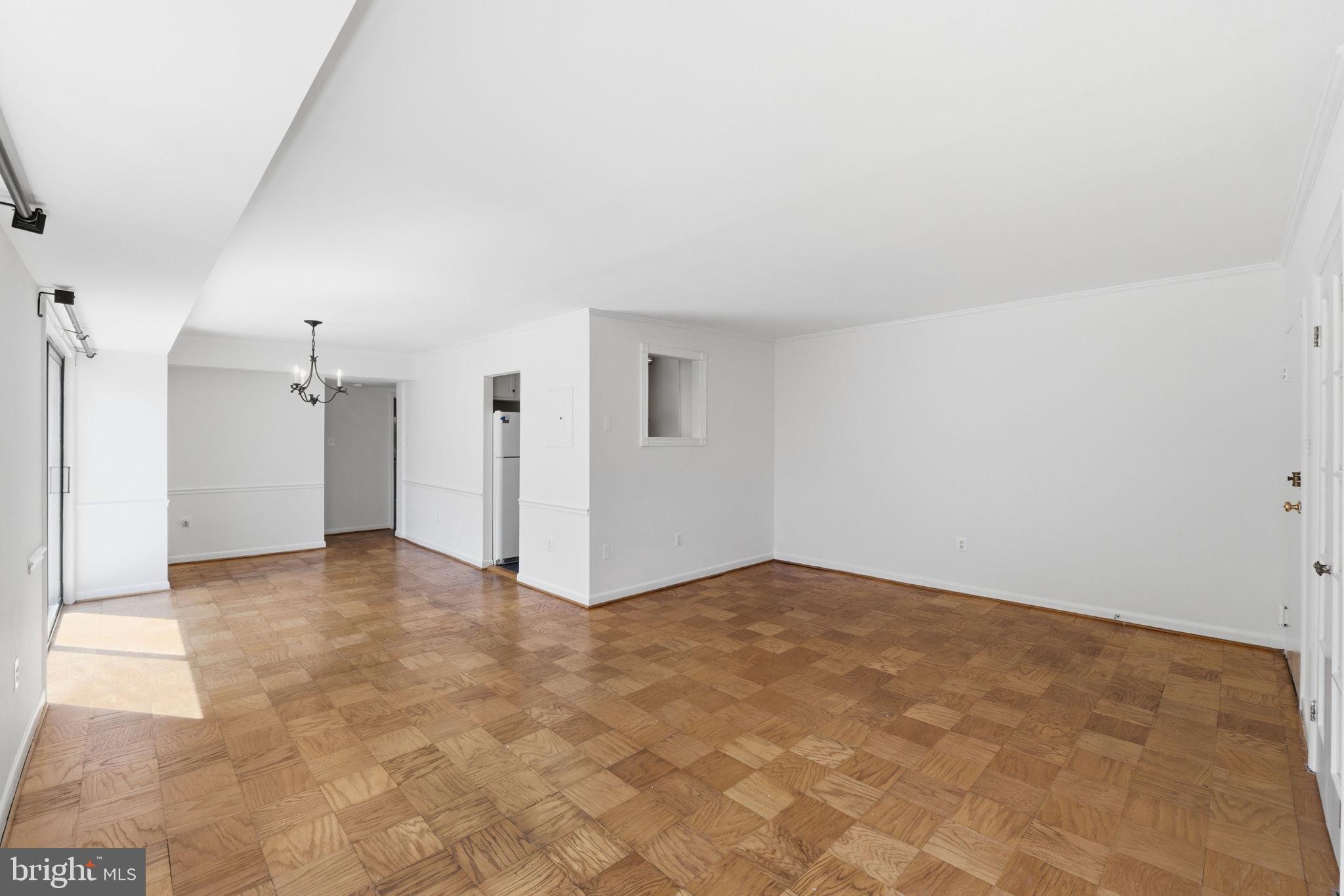 7611 MAPLE AVENUE 808