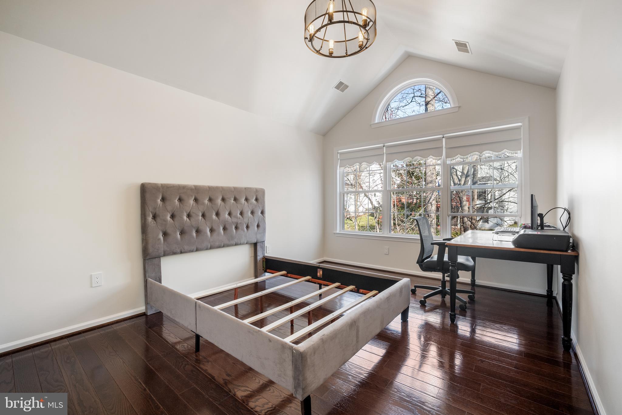 WILLOW PONDS - Residential