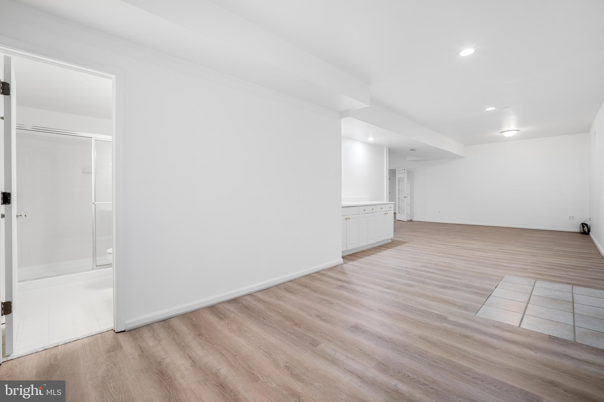 WILLOW PONDS - Residential