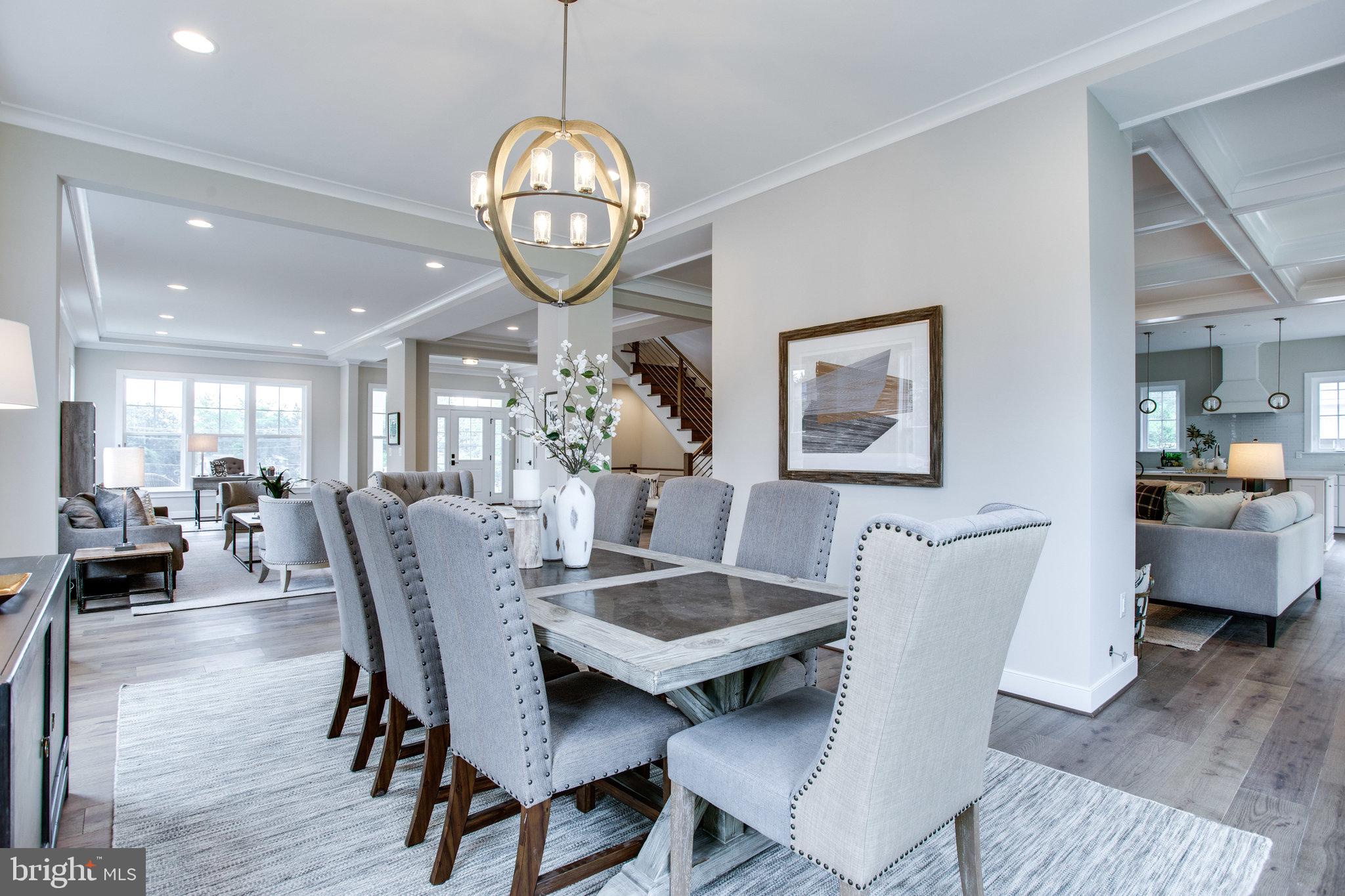 OVER LEE KNOLLS - Residential