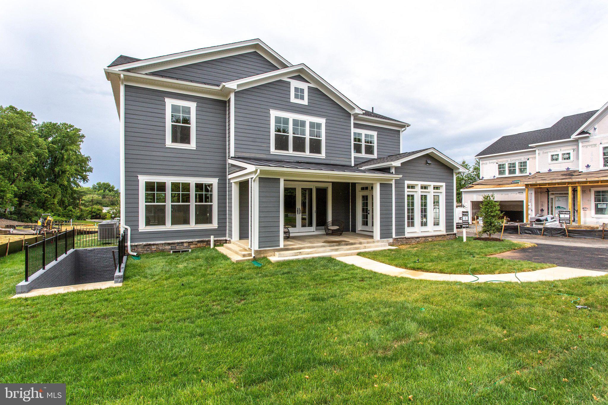 OVER LEE KNOLLS - Residential