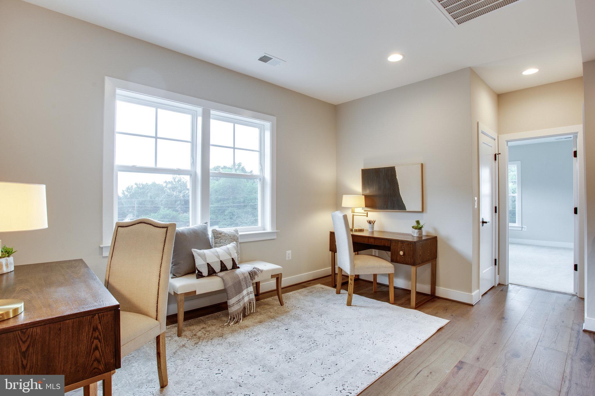 OVER LEE KNOLLS - Residential