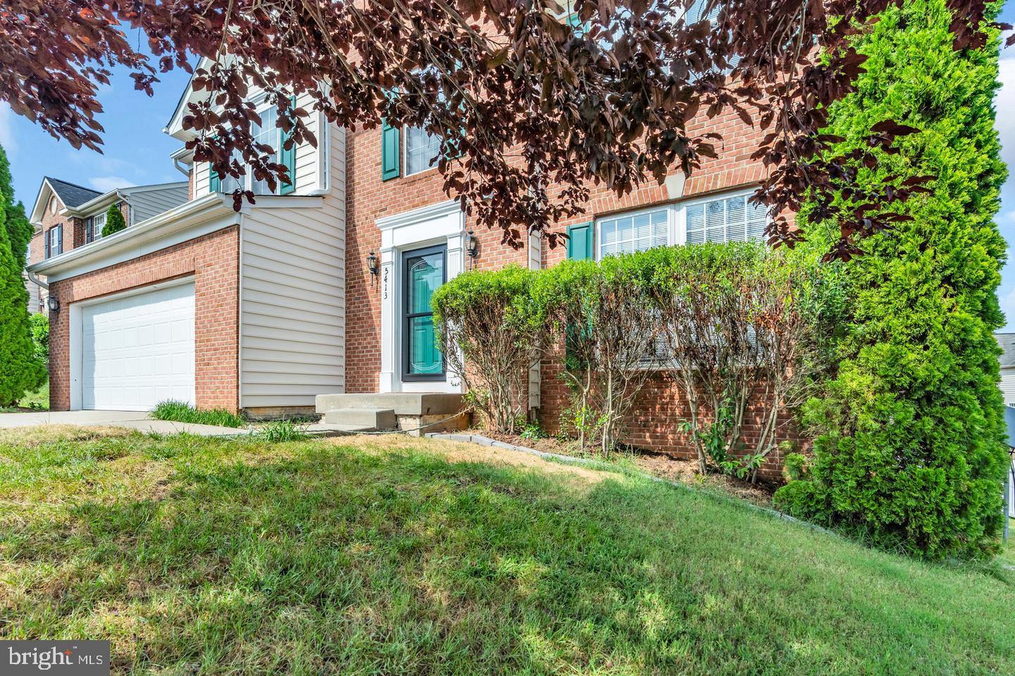 5413 SILVER MAPLE LANE