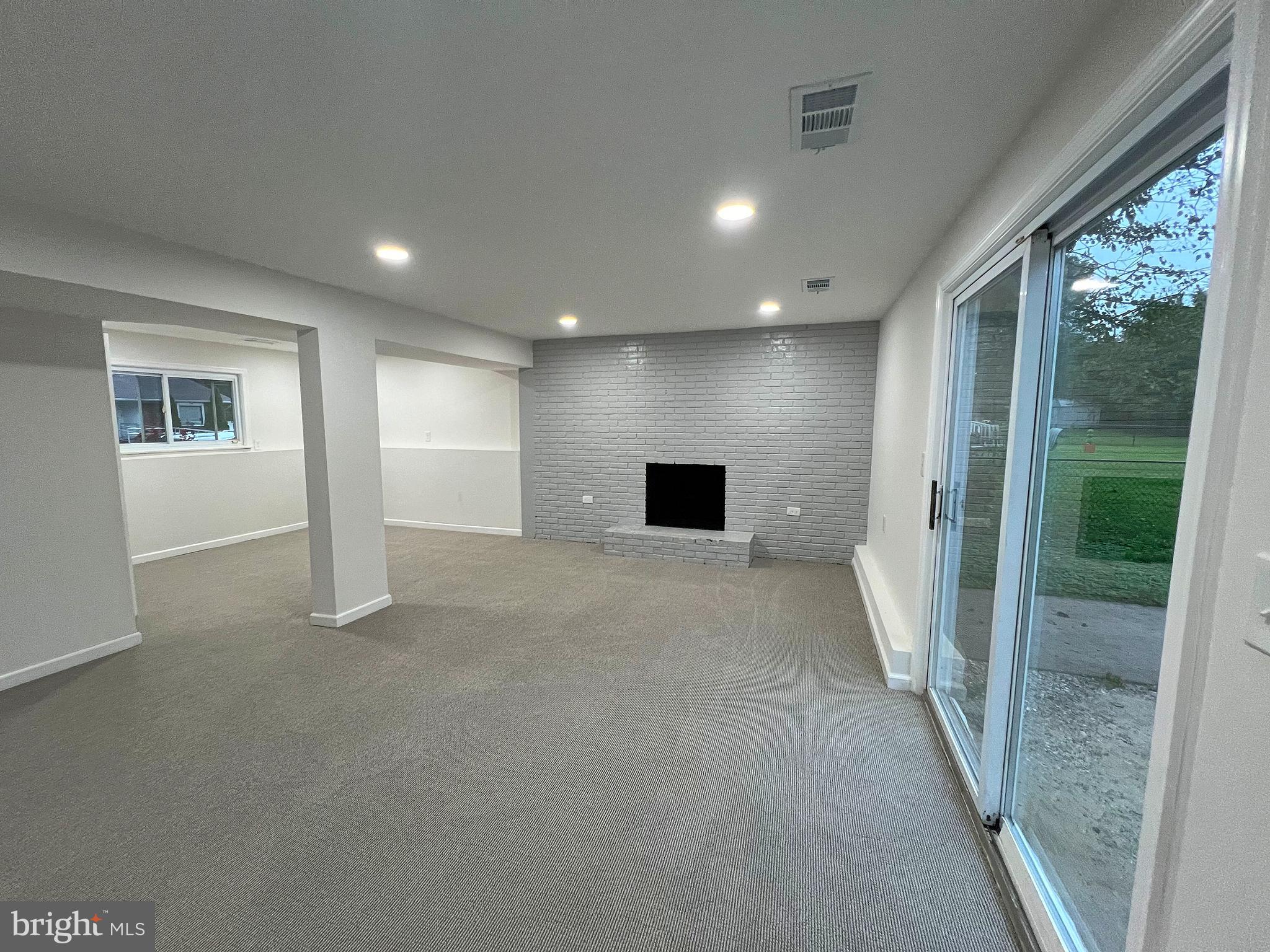 IMPERIAL GARDENS - Residential