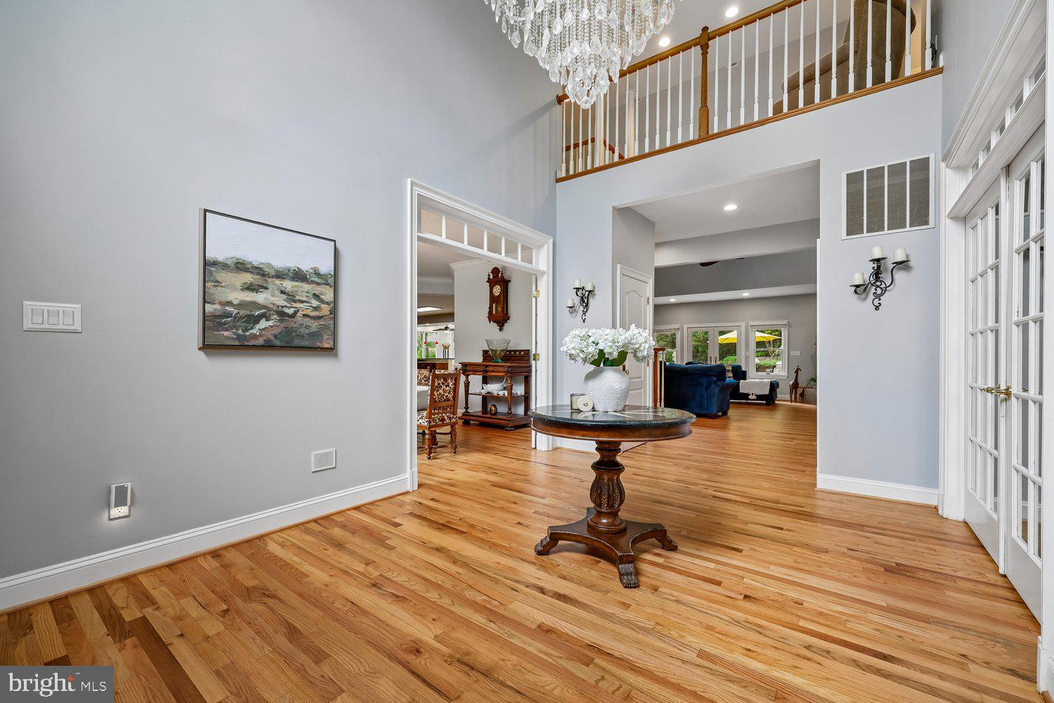 ESWORTHY PARK - Residential