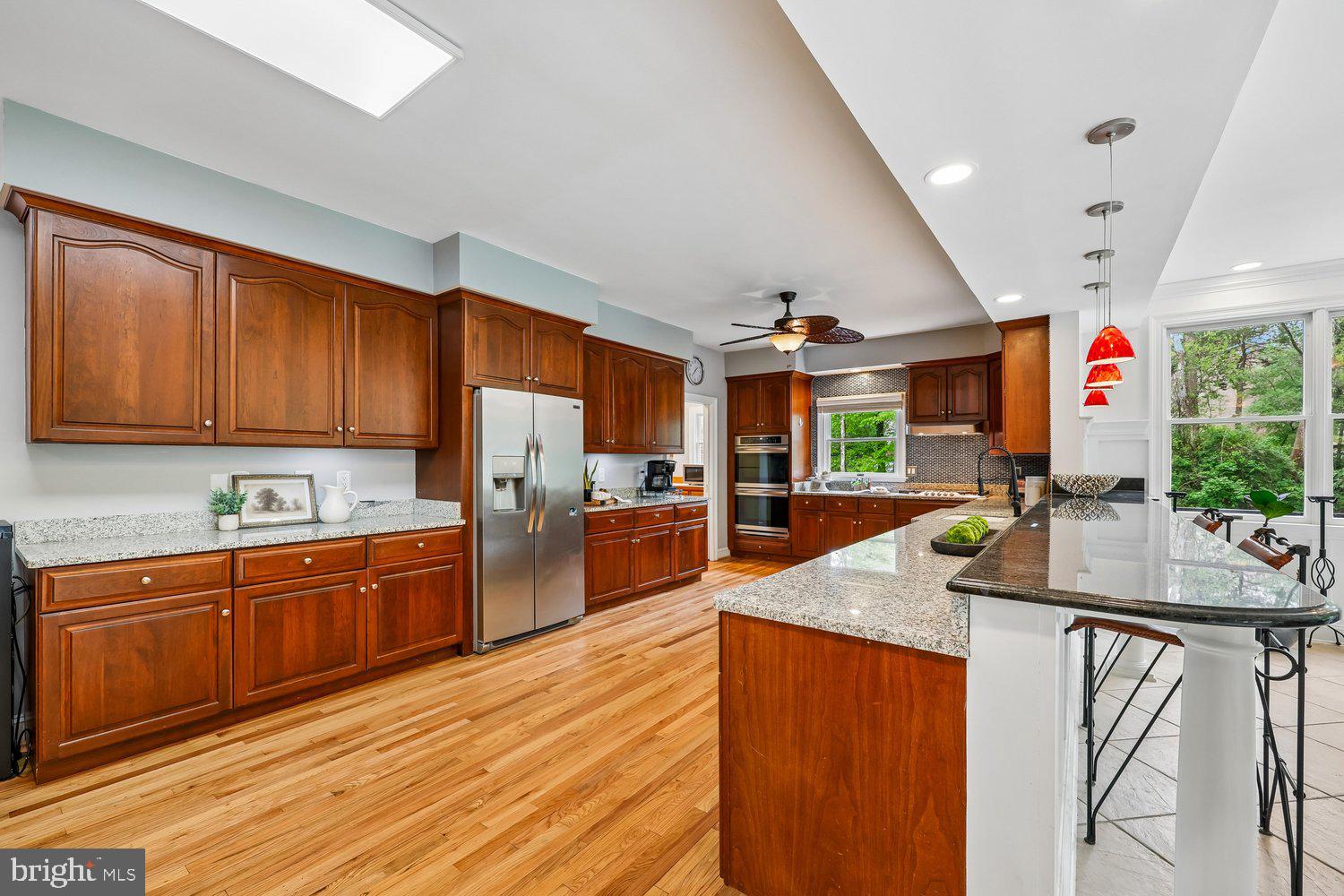 ESWORTHY PARK - Residential