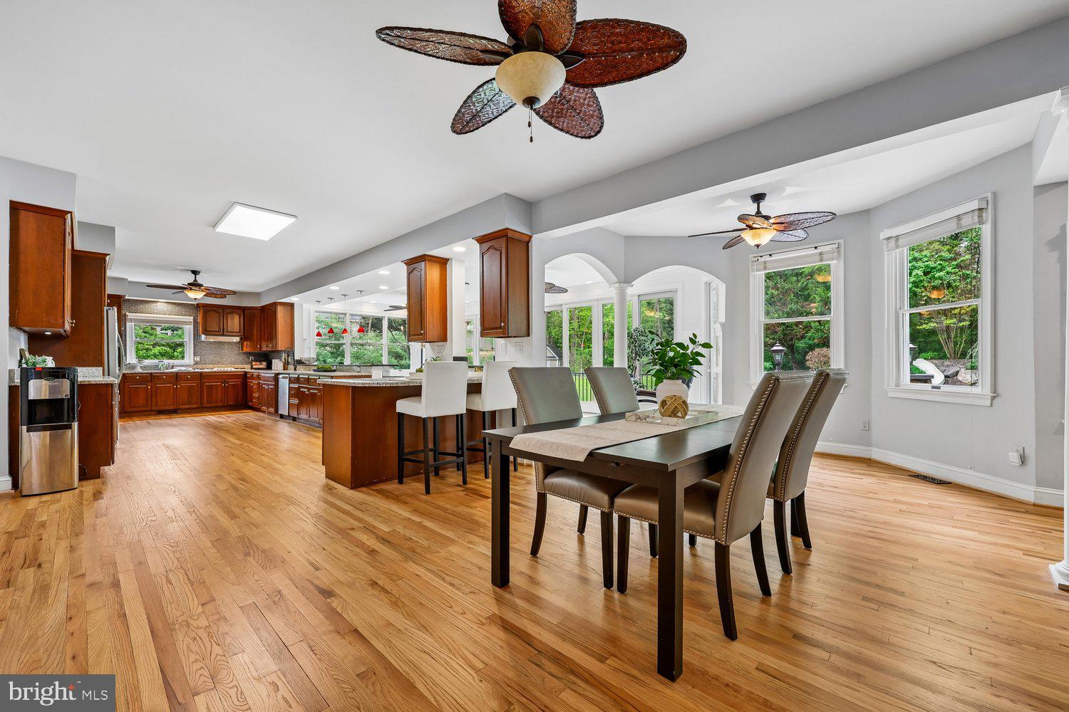 ESWORTHY PARK - Residential