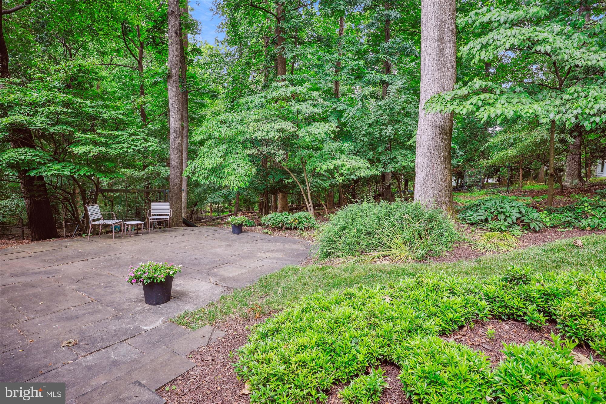 LUXMANOR - Residential