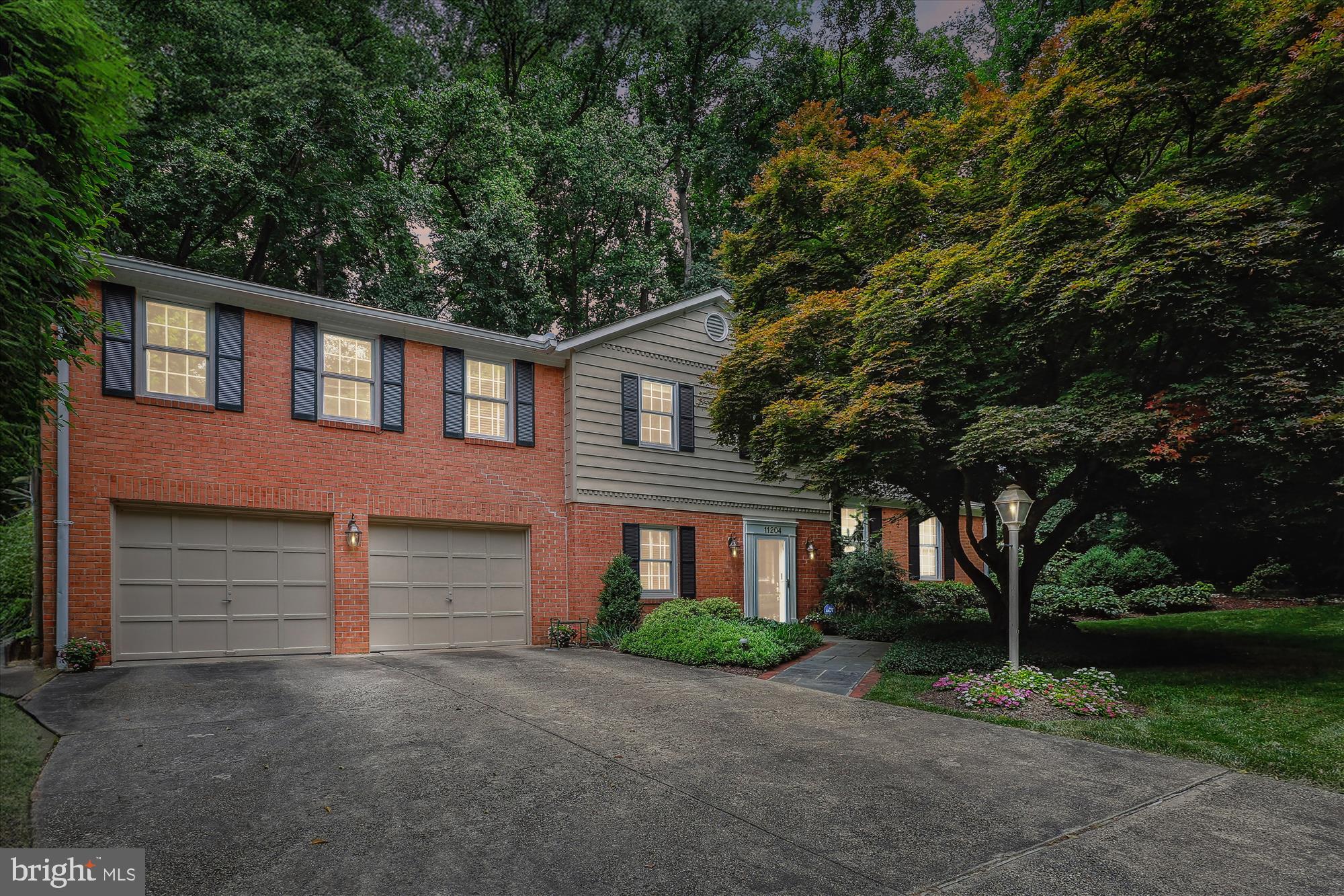 LUXMANOR - Residential