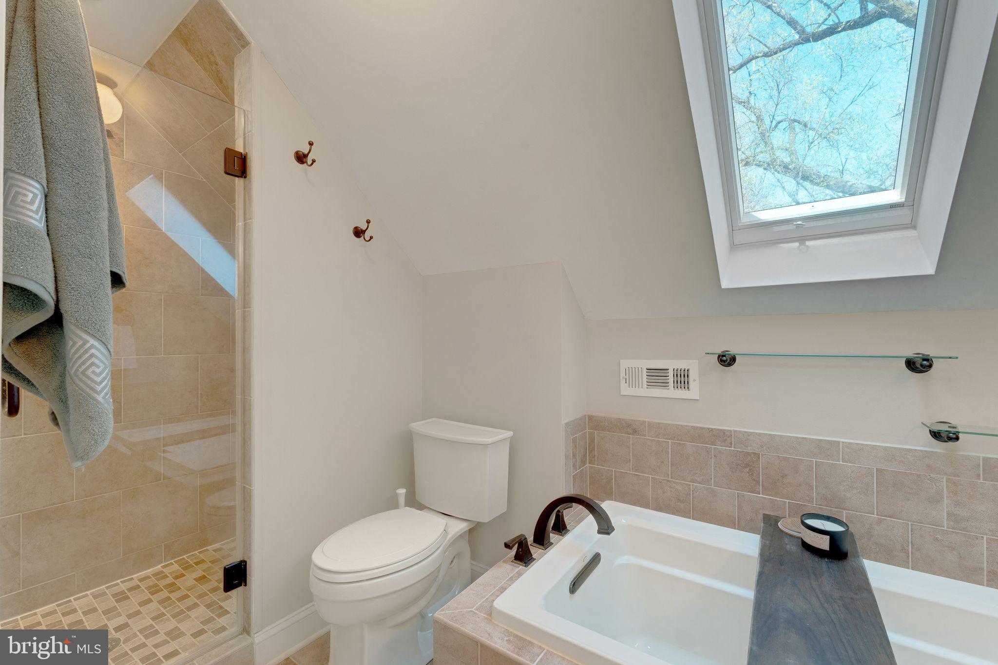 BUCKINGHAM AT BELAIR - Residential