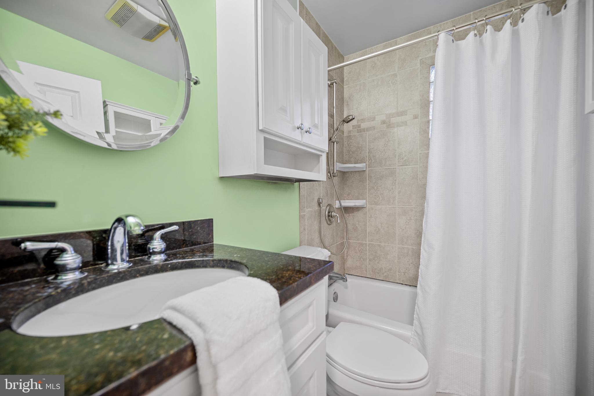 BRANDON VILLAGE - Residential