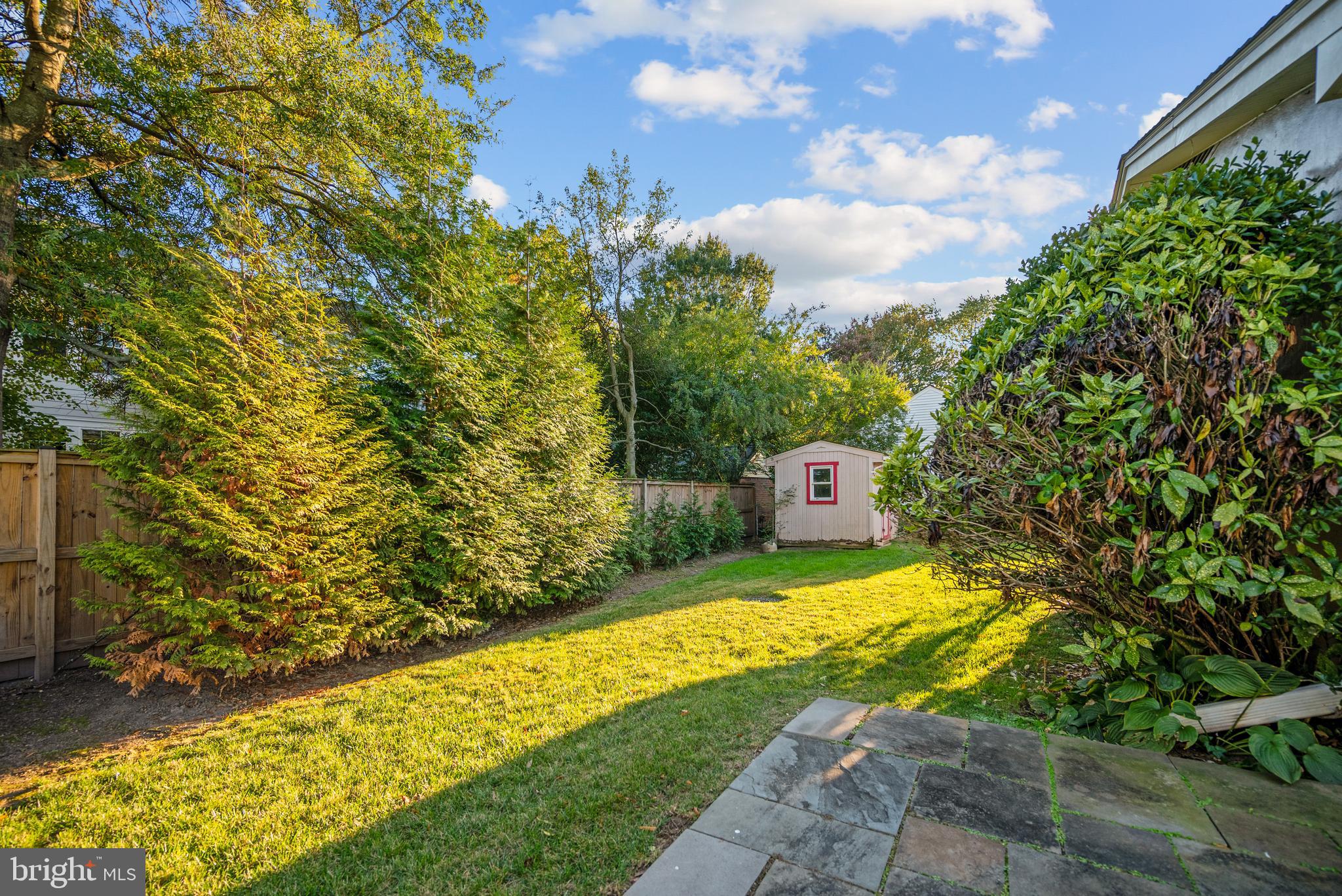 BRANDON VILLAGE - Residential