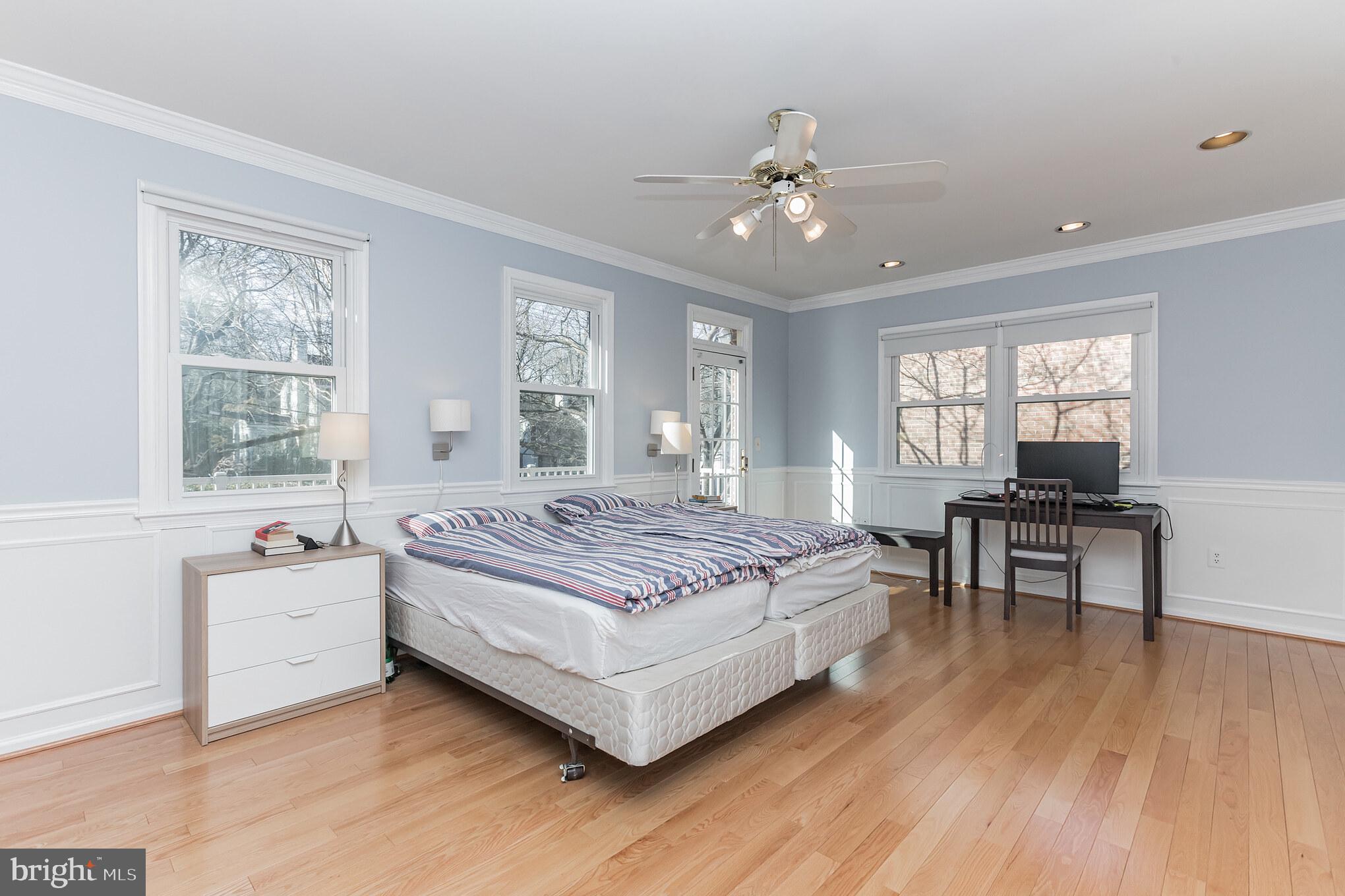 WOODACRES - Residential Lease