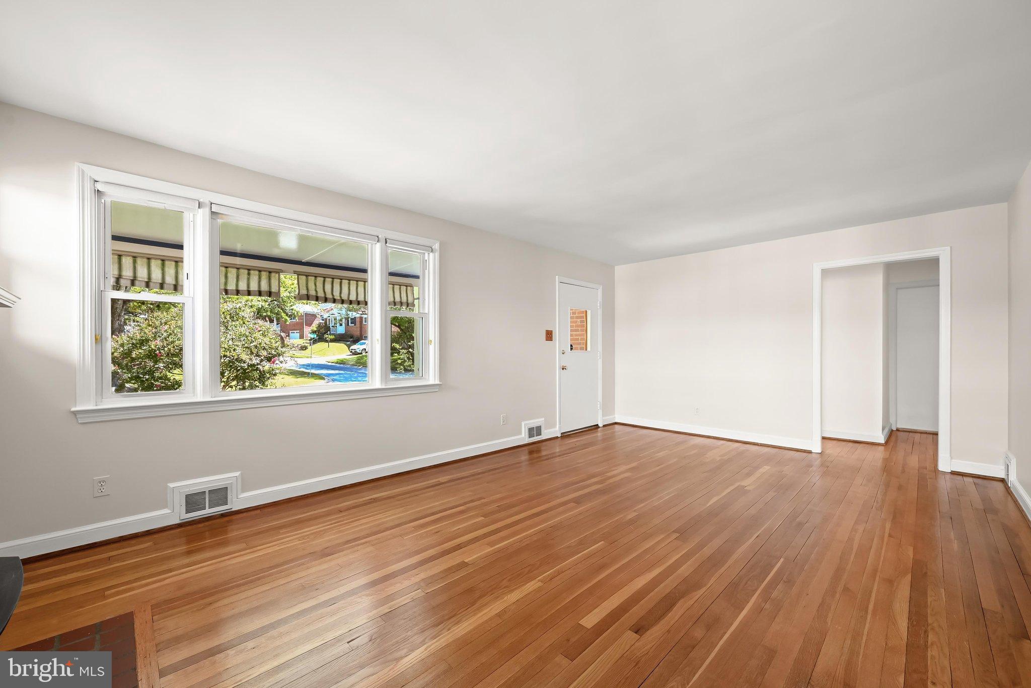 102 WHITMOOR TERRACE