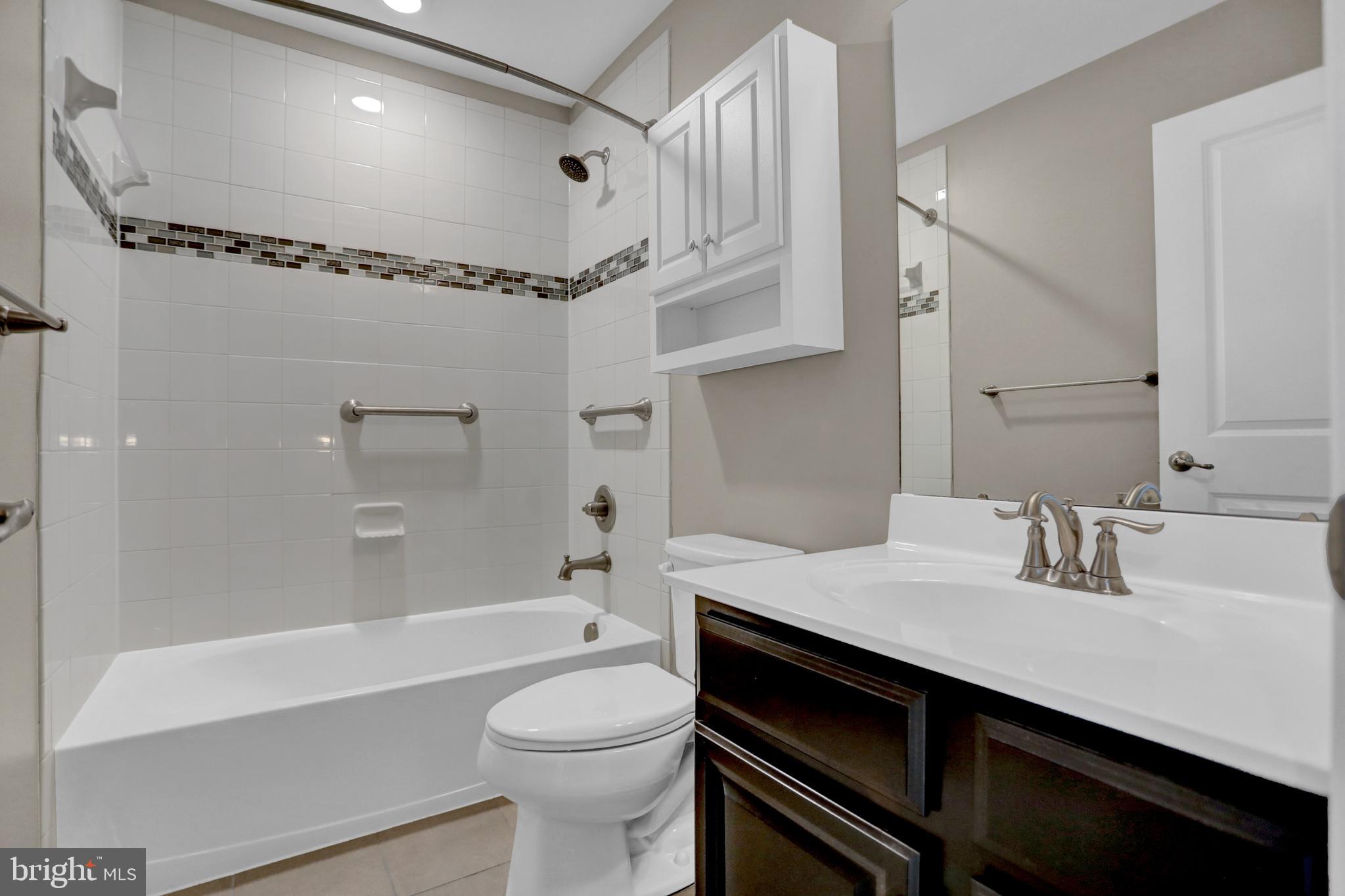 SHELTERED HARBOR - Residential Lease