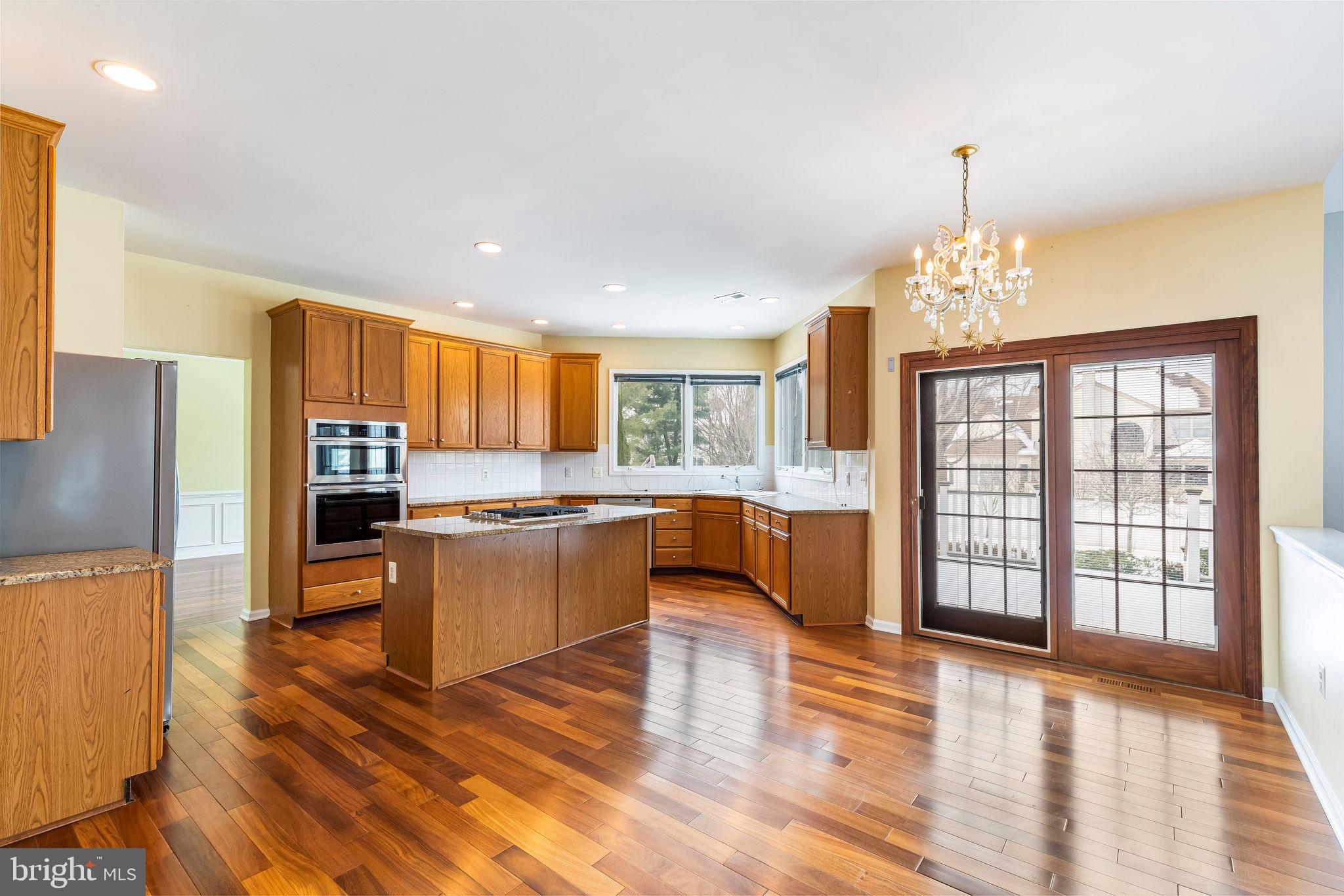 BRIDLE ESTATES - Residential