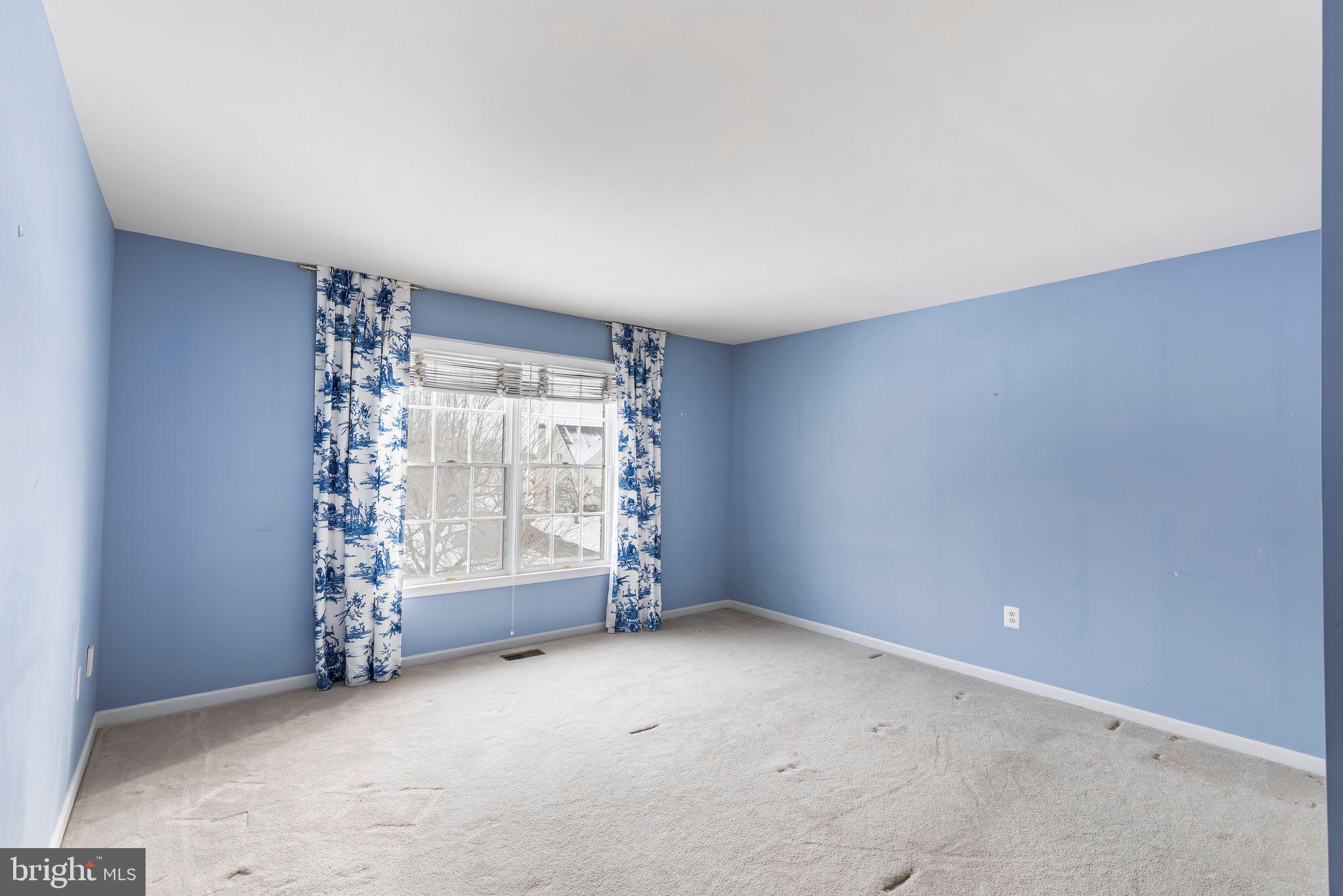 BRIDLE ESTATES - Residential