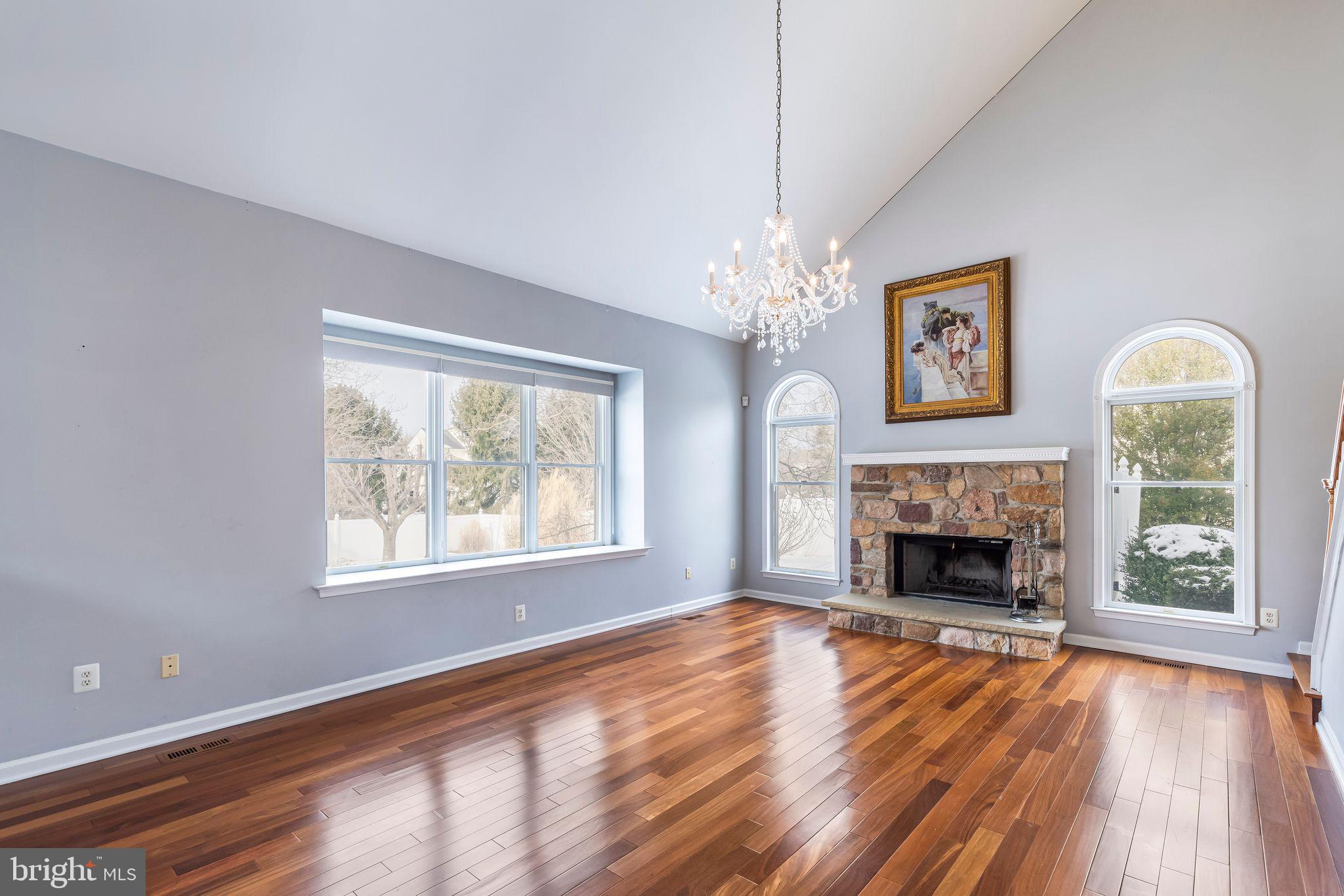 BRIDLE ESTATES - Residential