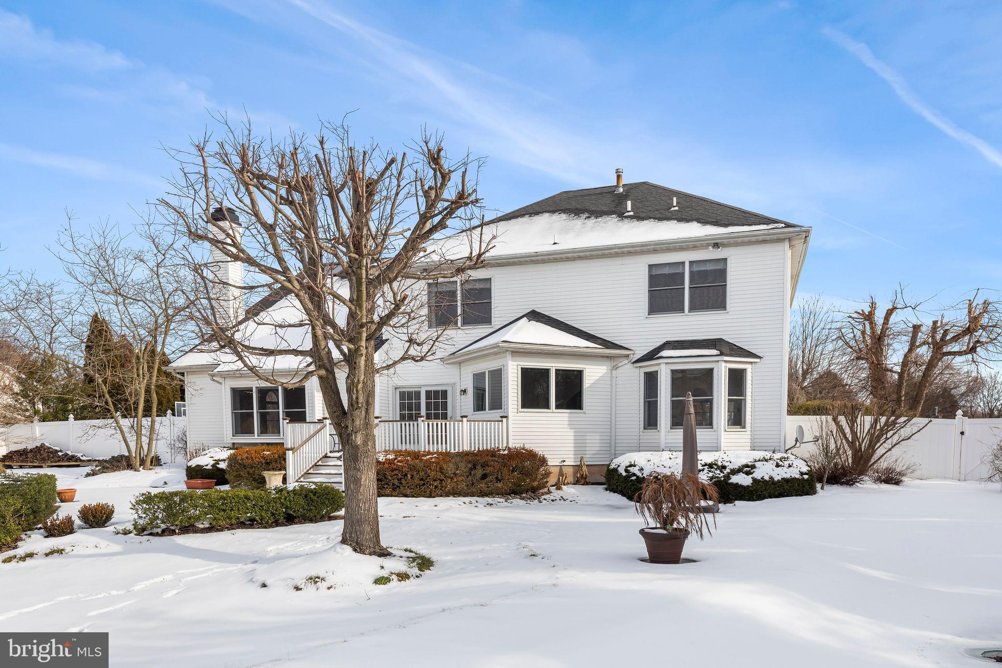 BRIDLE ESTATES - Residential