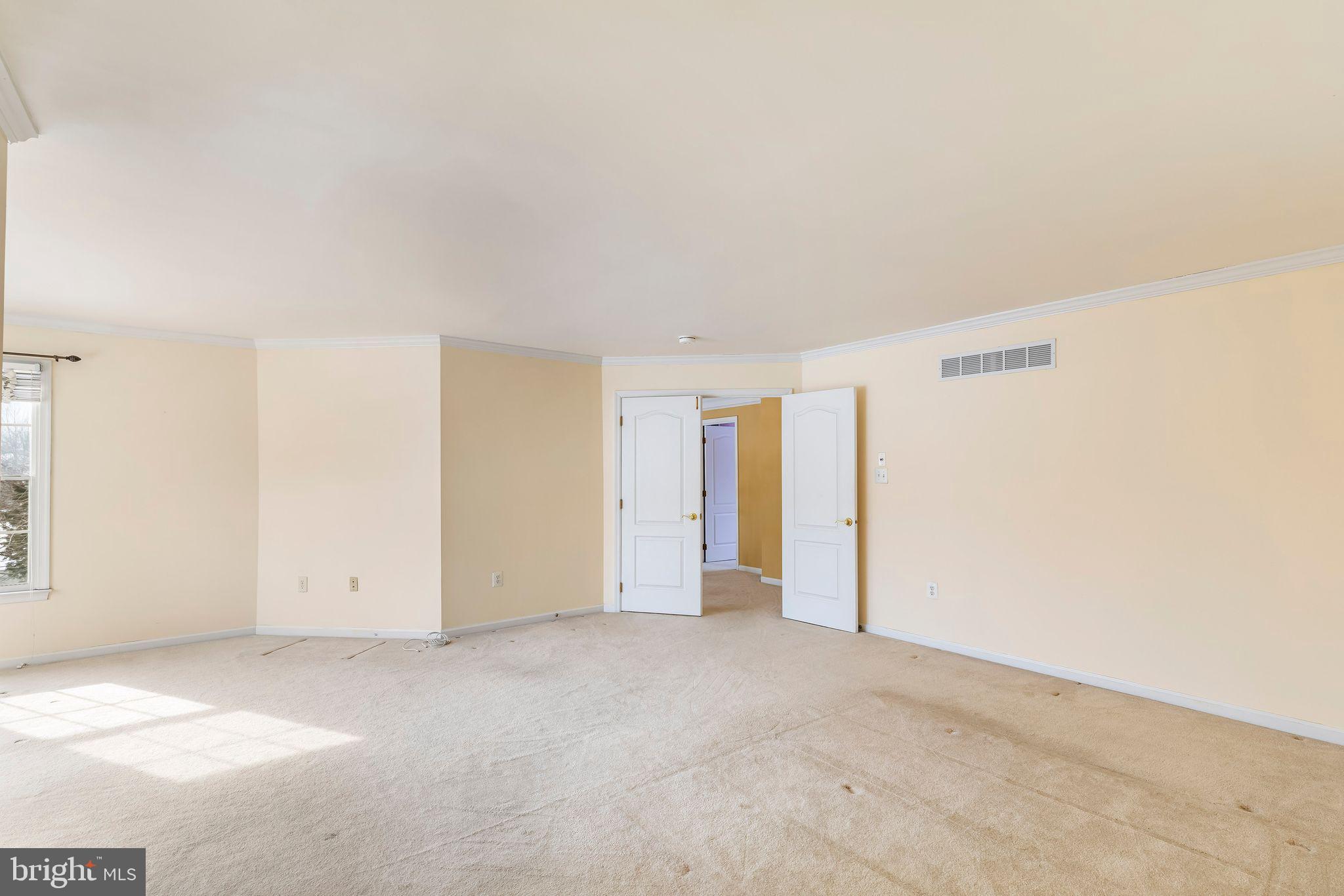 BRIDLE ESTATES - Residential