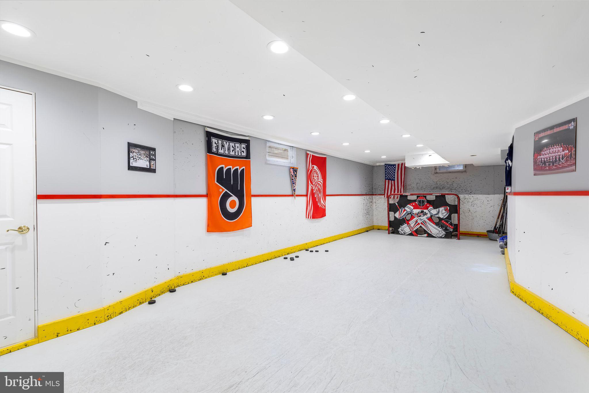 BRIDLE ESTATES - Residential