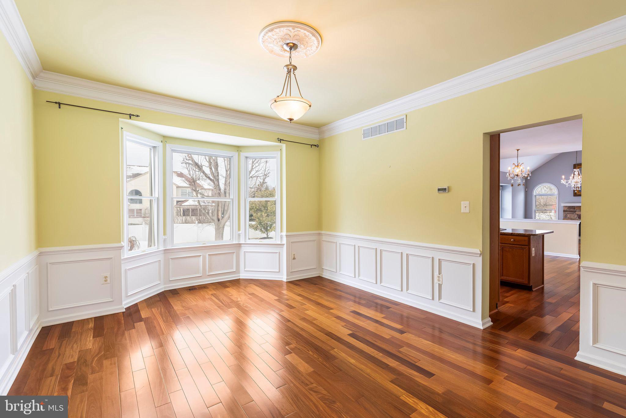 BRIDLE ESTATES - Residential