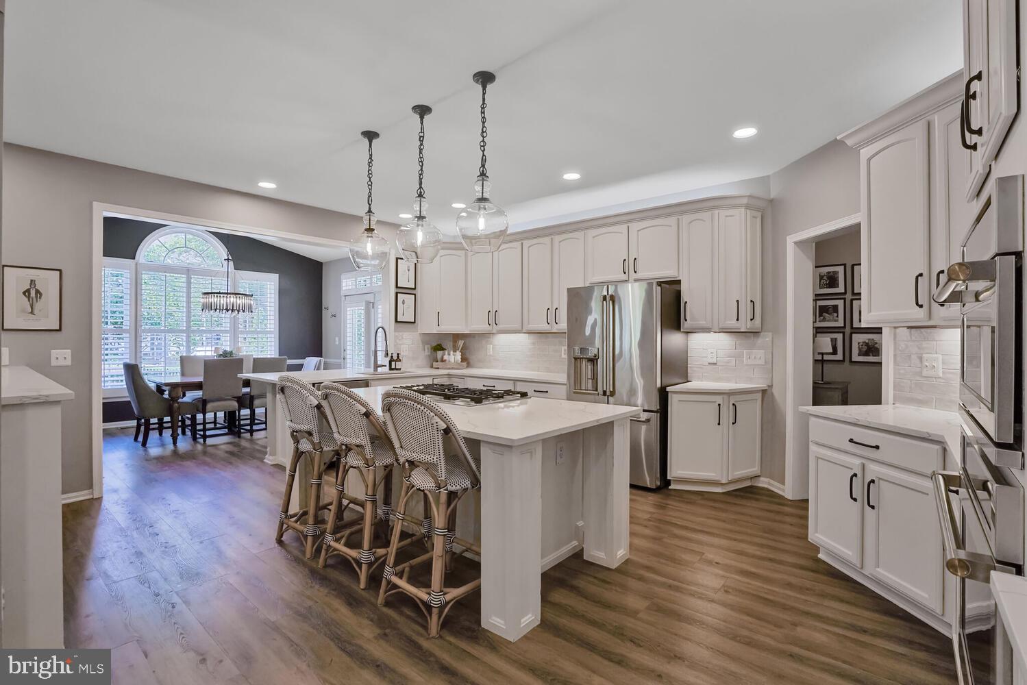 BROADLANDS - Residential