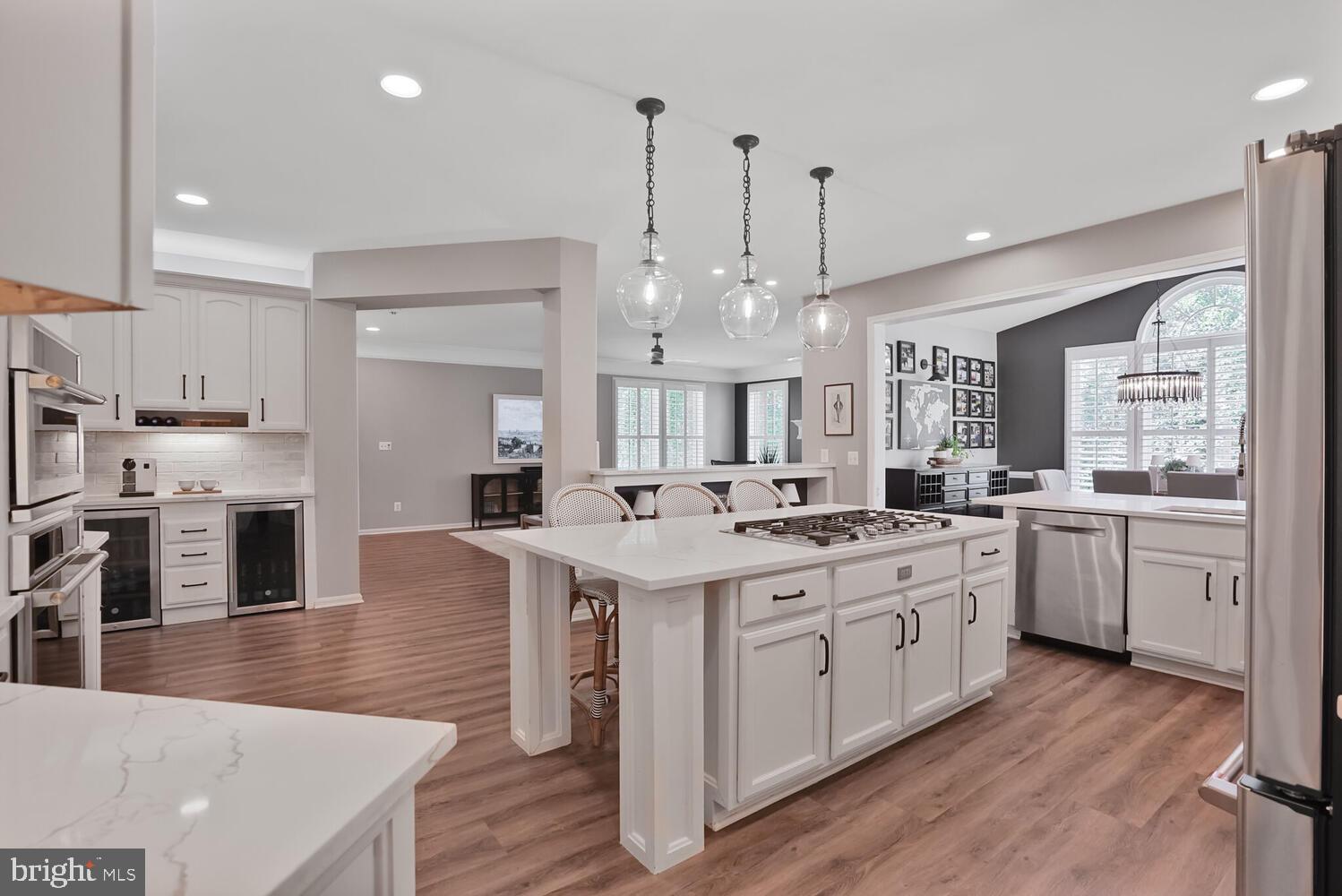 BROADLANDS - Residential