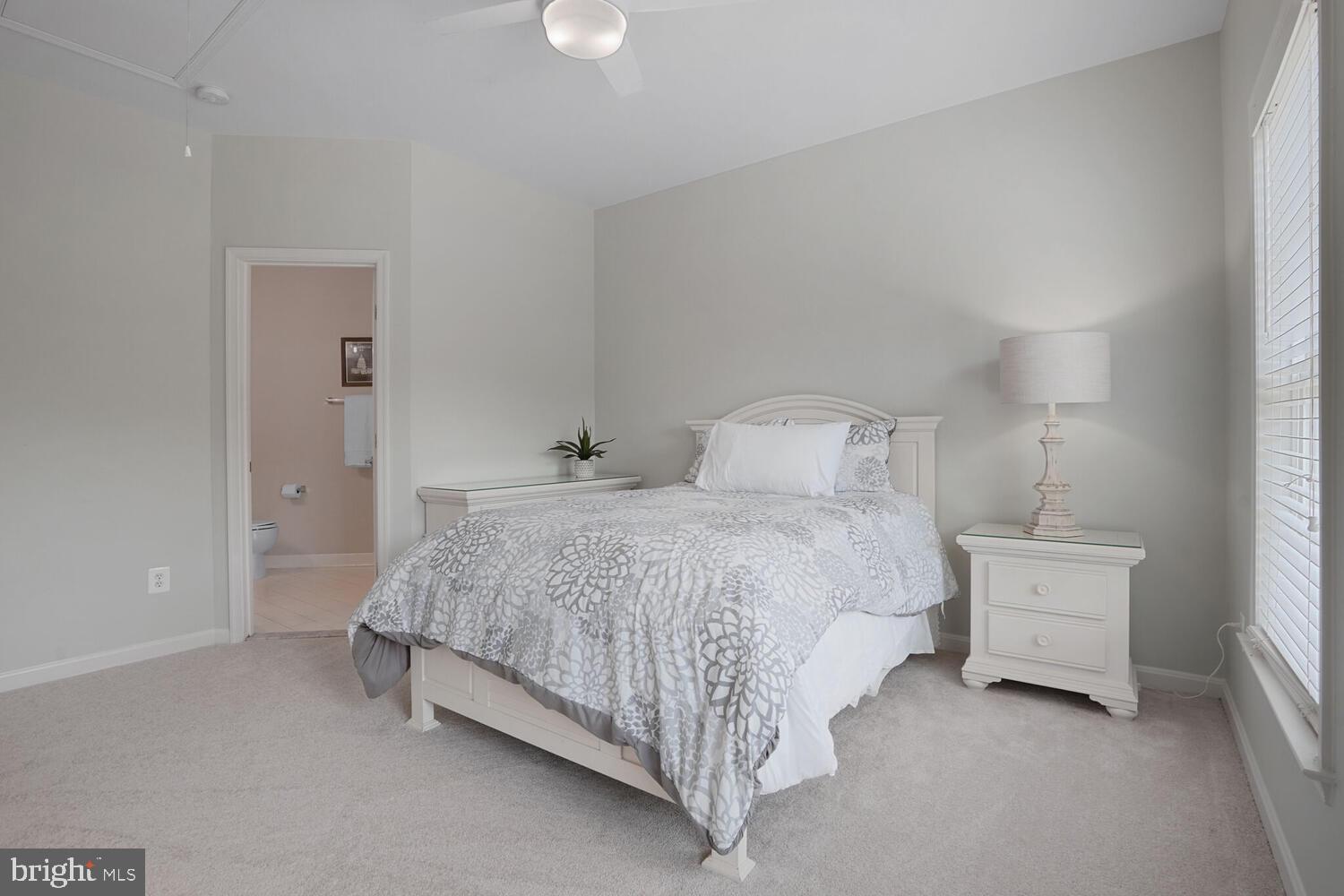 BROADLANDS - Residential