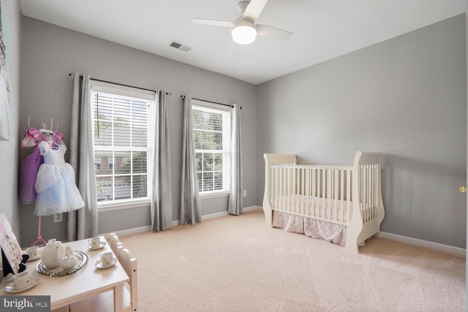 BROADLANDS - Residential