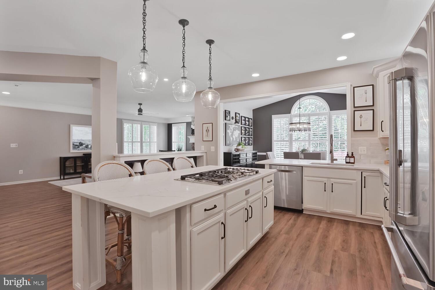 BROADLANDS - Residential