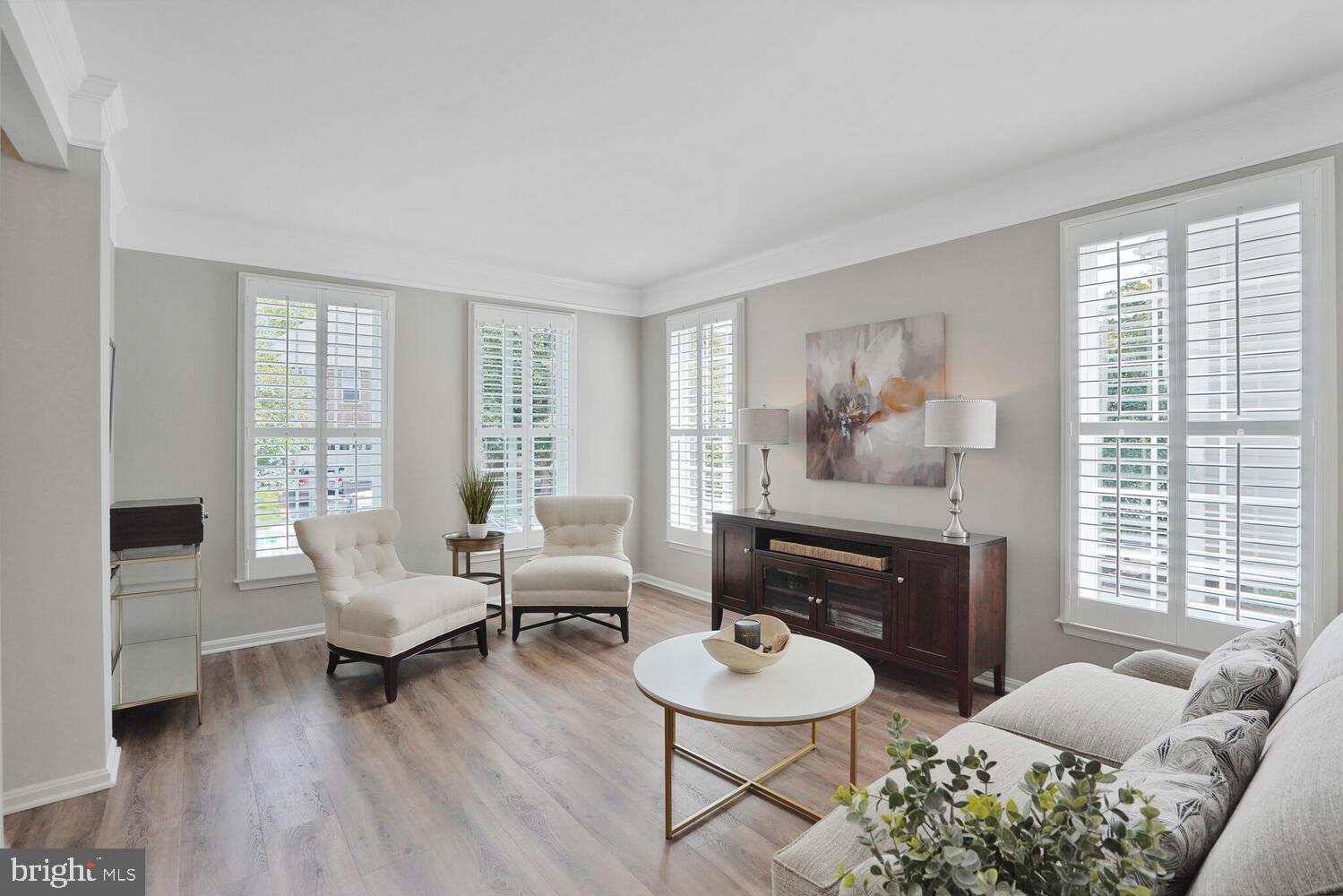 BROADLANDS - Residential