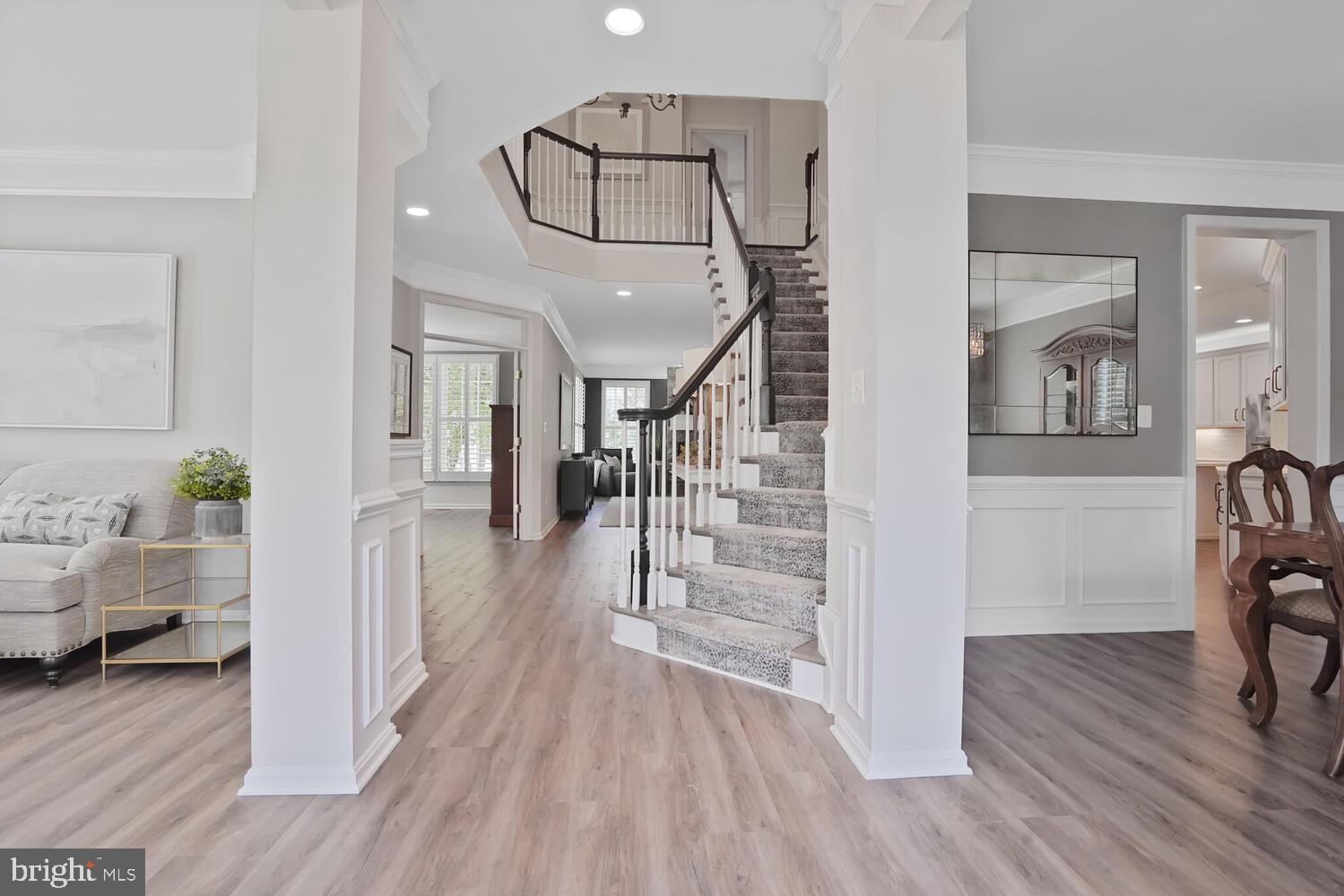 BROADLANDS - Residential