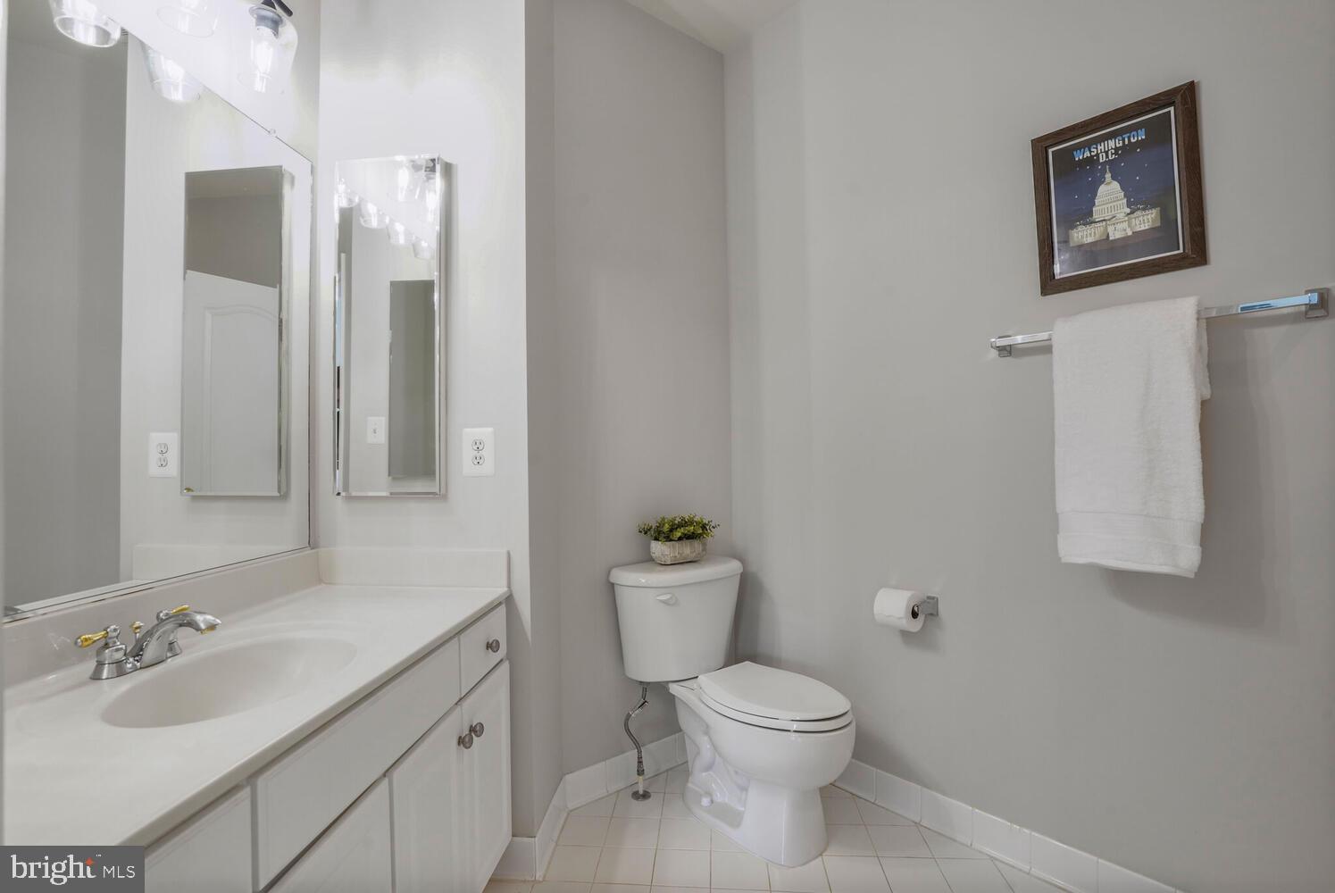 BROADLANDS - Residential