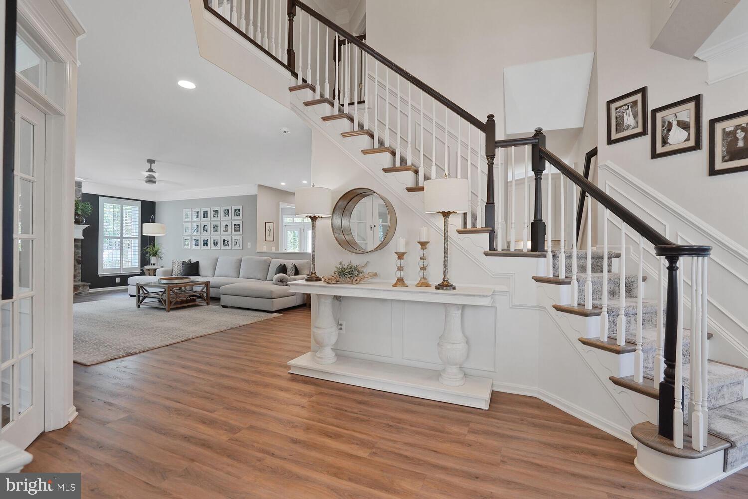 BROADLANDS - Residential