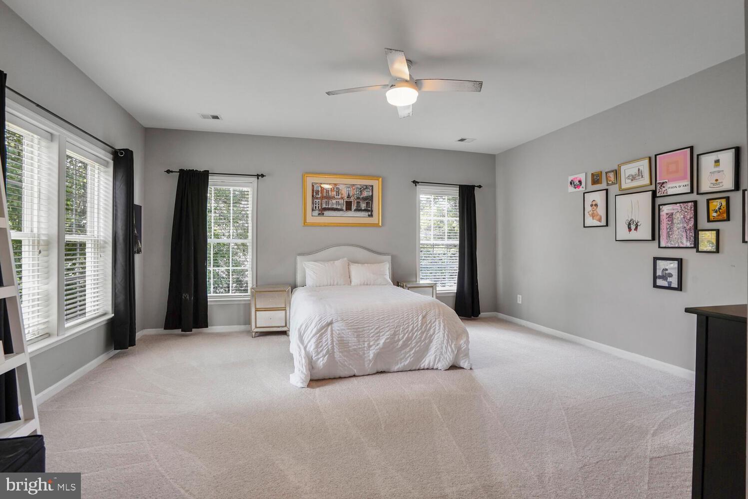 BROADLANDS - Residential