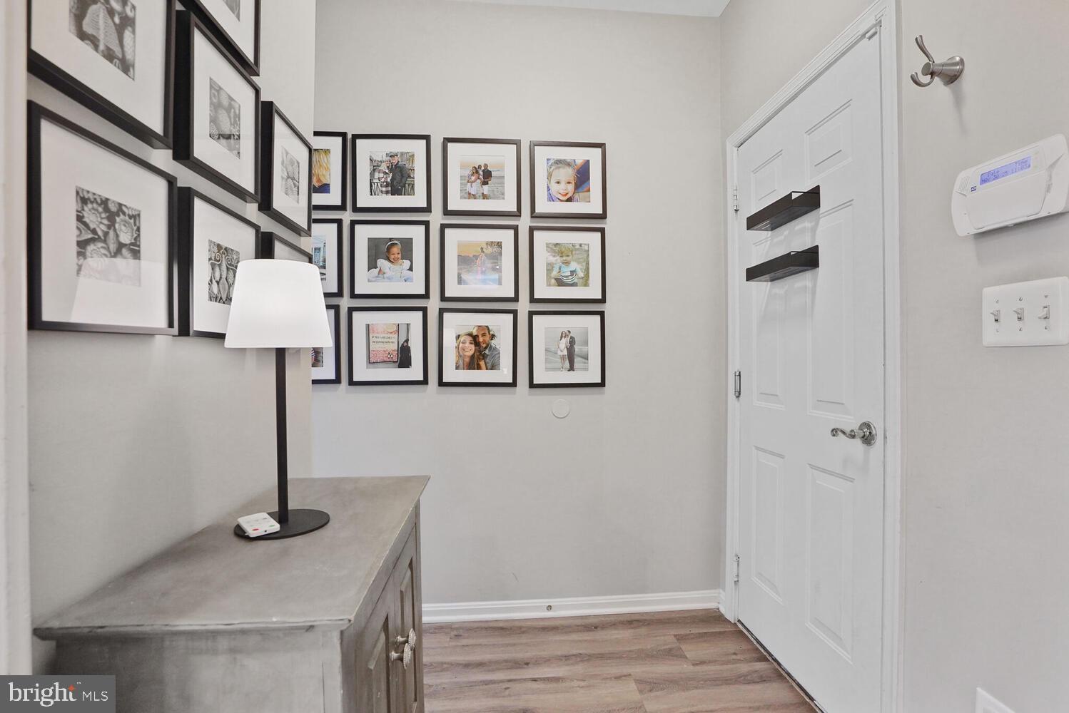 BROADLANDS - Residential