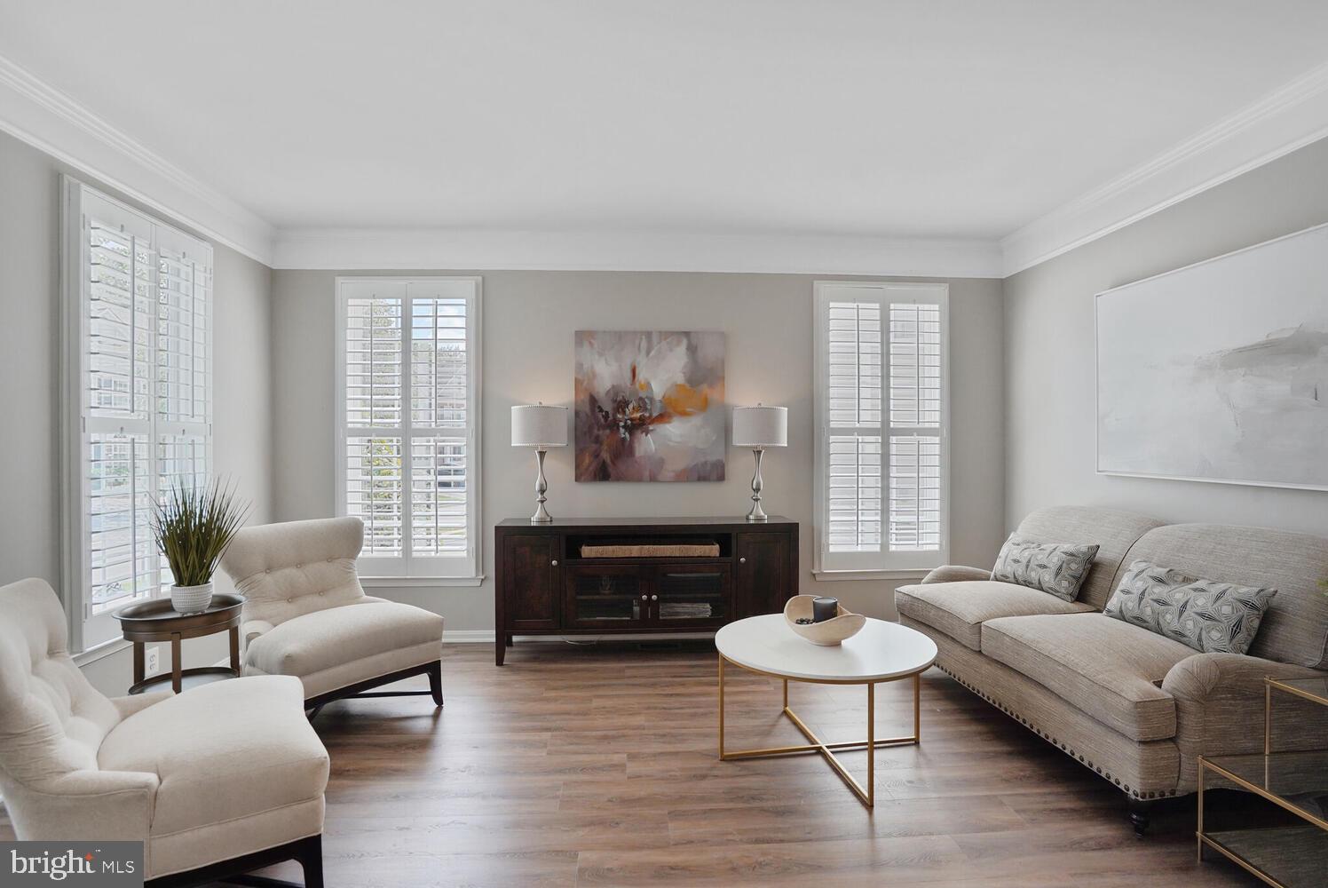 BROADLANDS - Residential