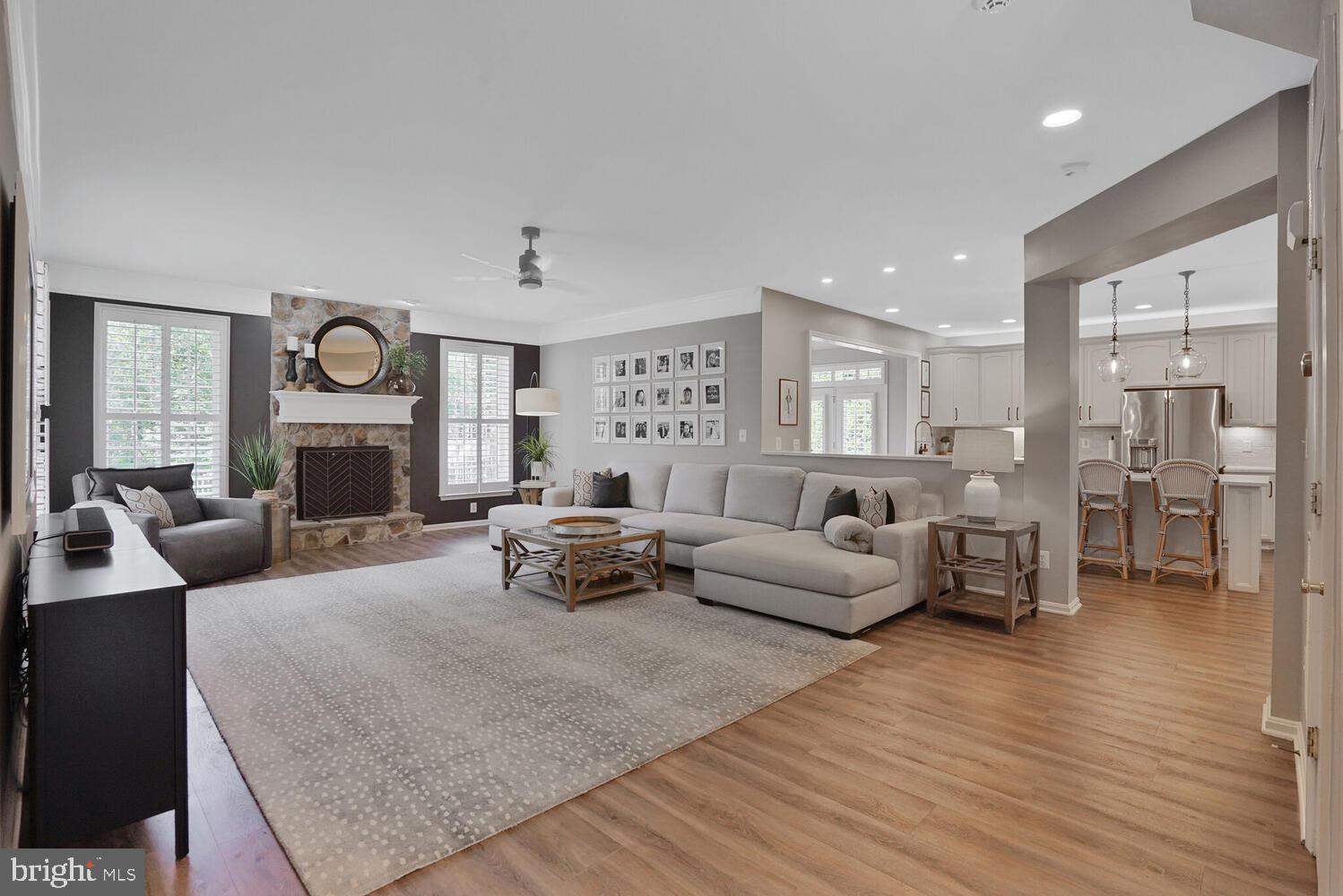 BROADLANDS - Residential