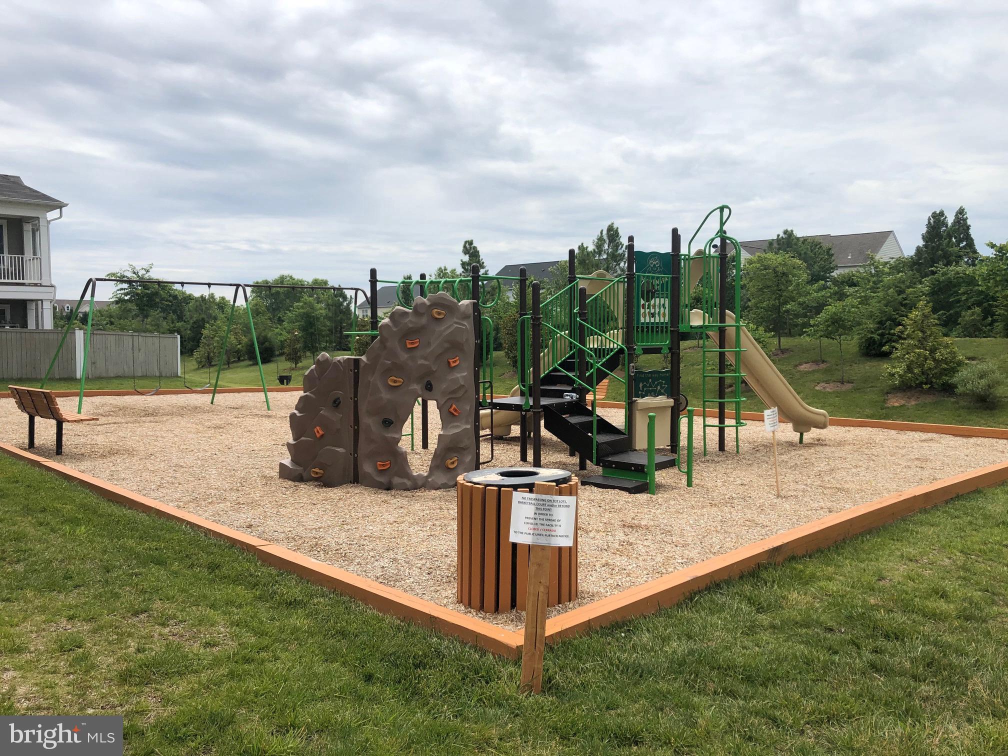 EAST GATE CONDOMINIUMS - Residential