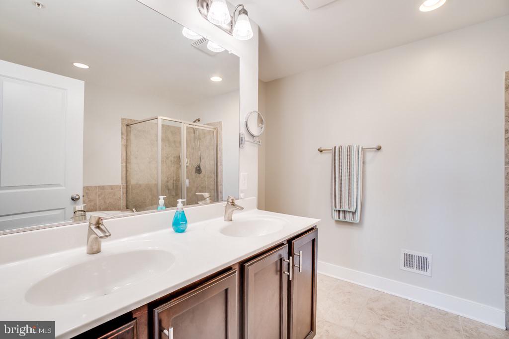 EAST GATE CONDOMINIUMS - Residential