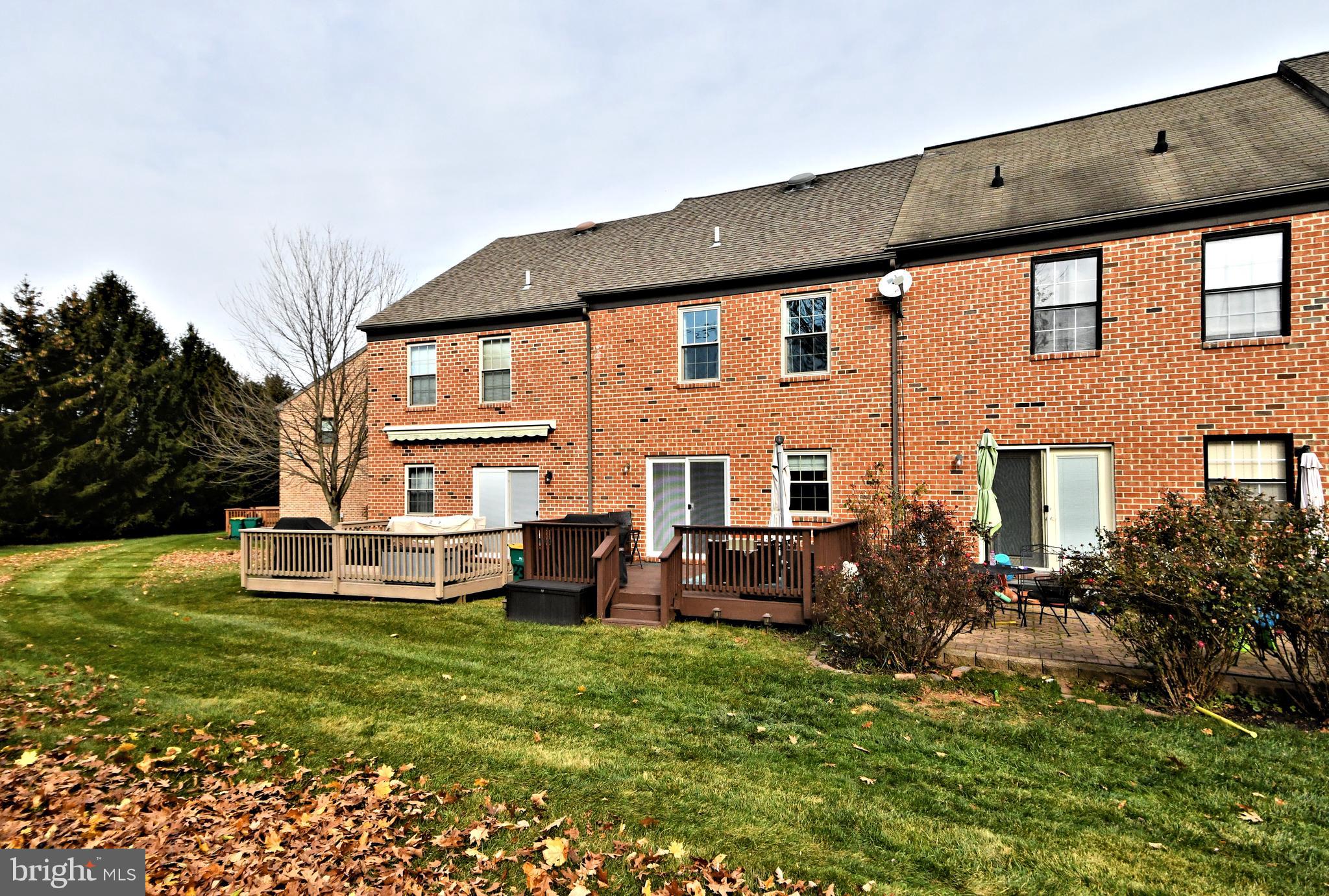 FAIRWAYS - Residential