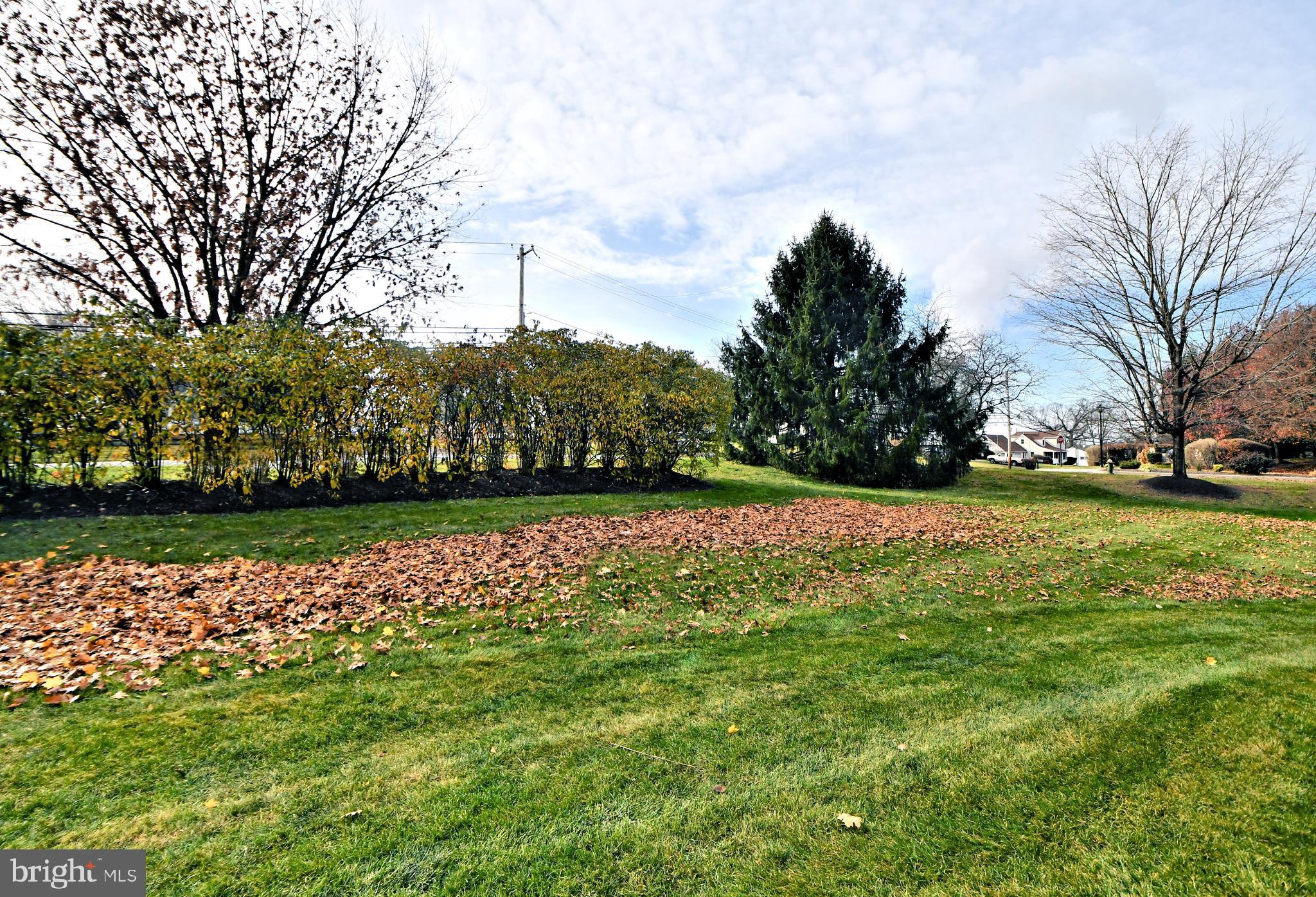 FAIRWAYS - Residential