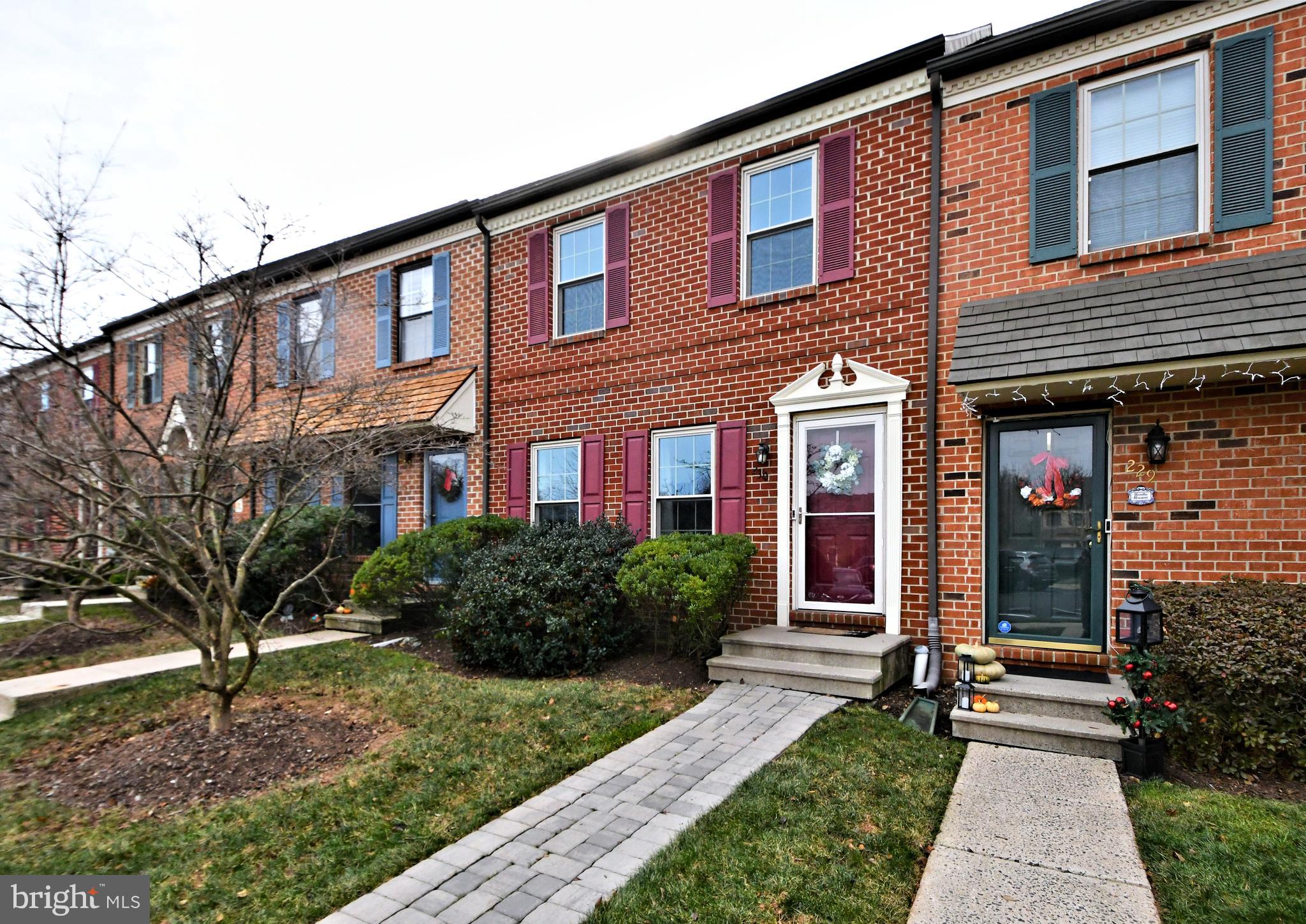 FAIRWAYS - Residential
