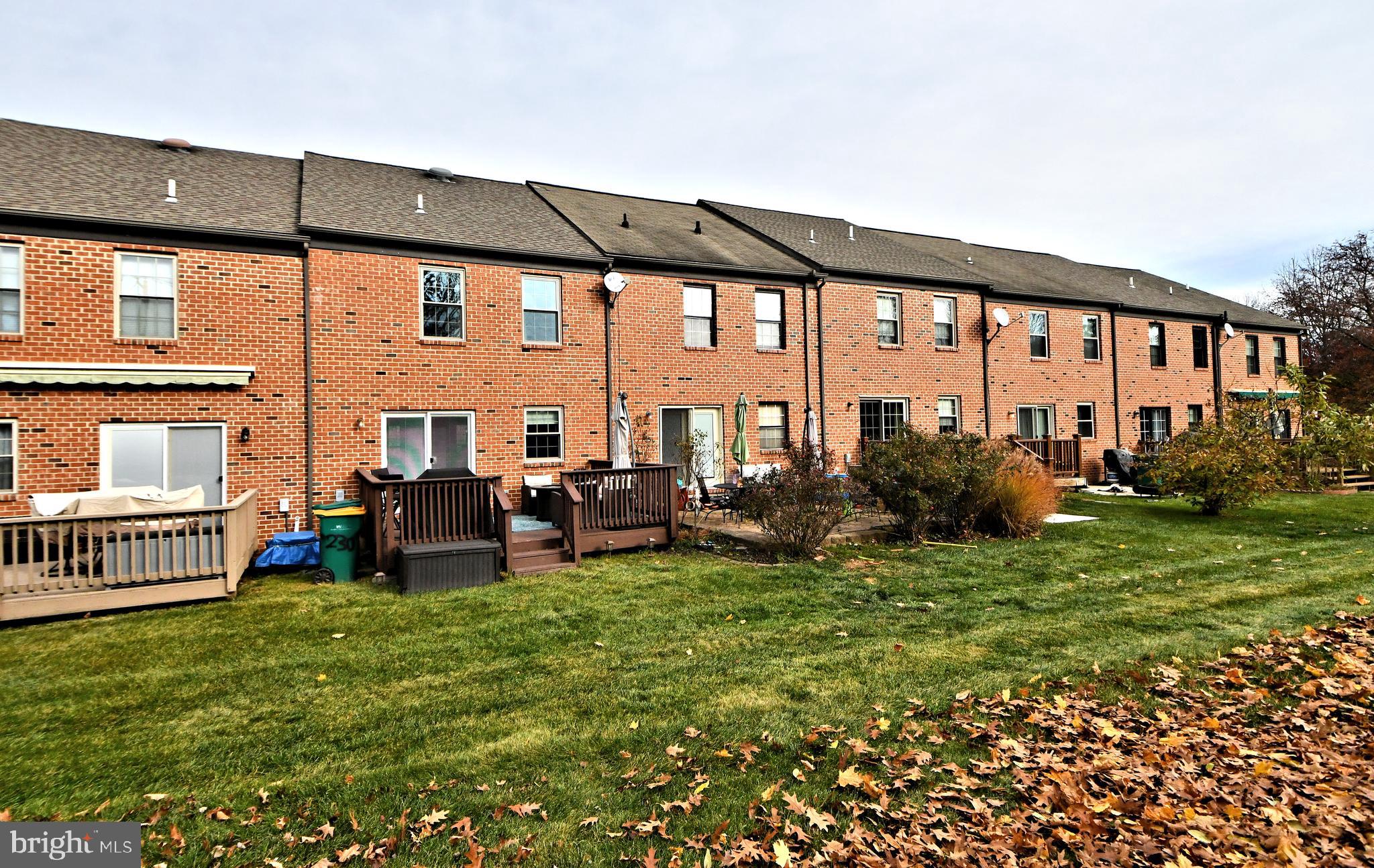 FAIRWAYS - Residential