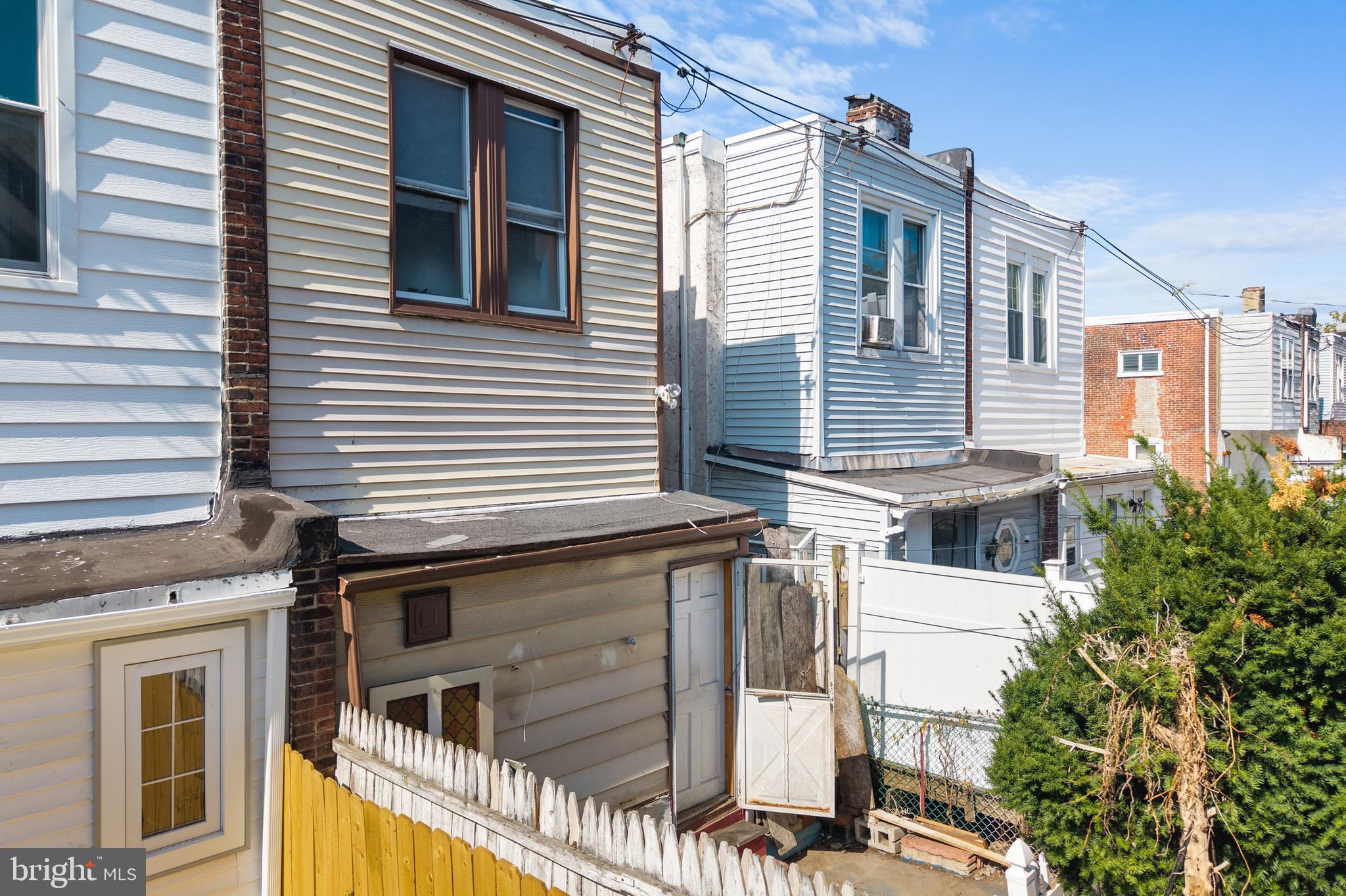 PHILADELPHIA - Residential