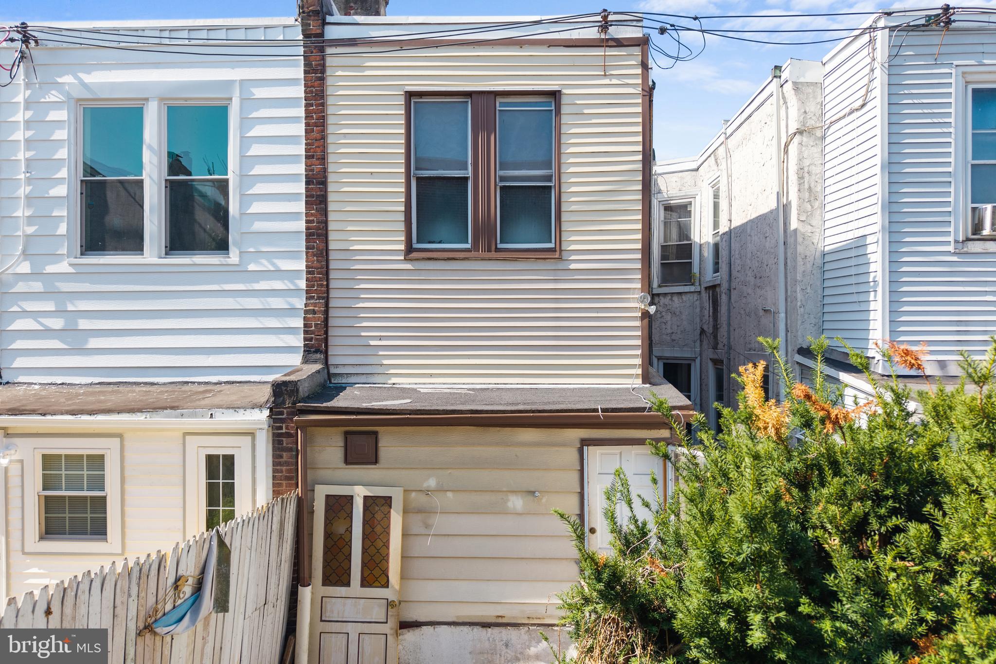 PHILADELPHIA - Residential