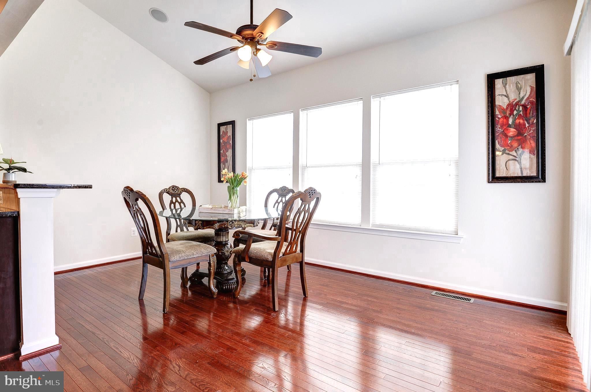 LOVETTSVILLE TOWN CENTER - Residential